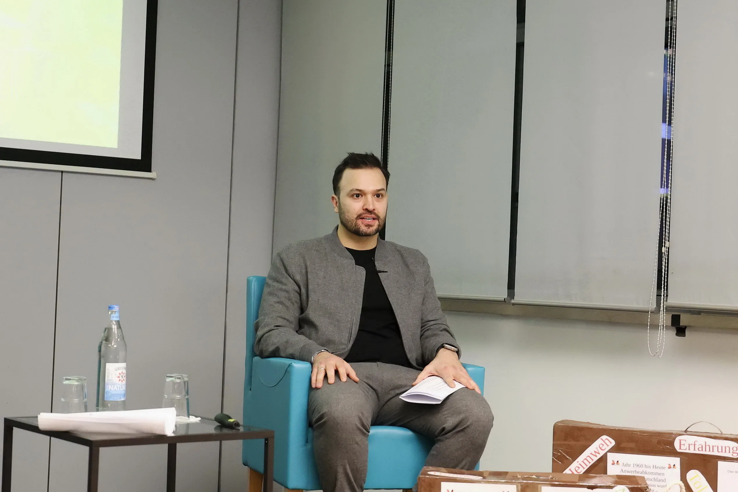 Berlin Yunus Emre Enstitüsü’nün ‘Bavula Sığmayanlar ‘Söyleşisi Yoğun İlgi Gördü