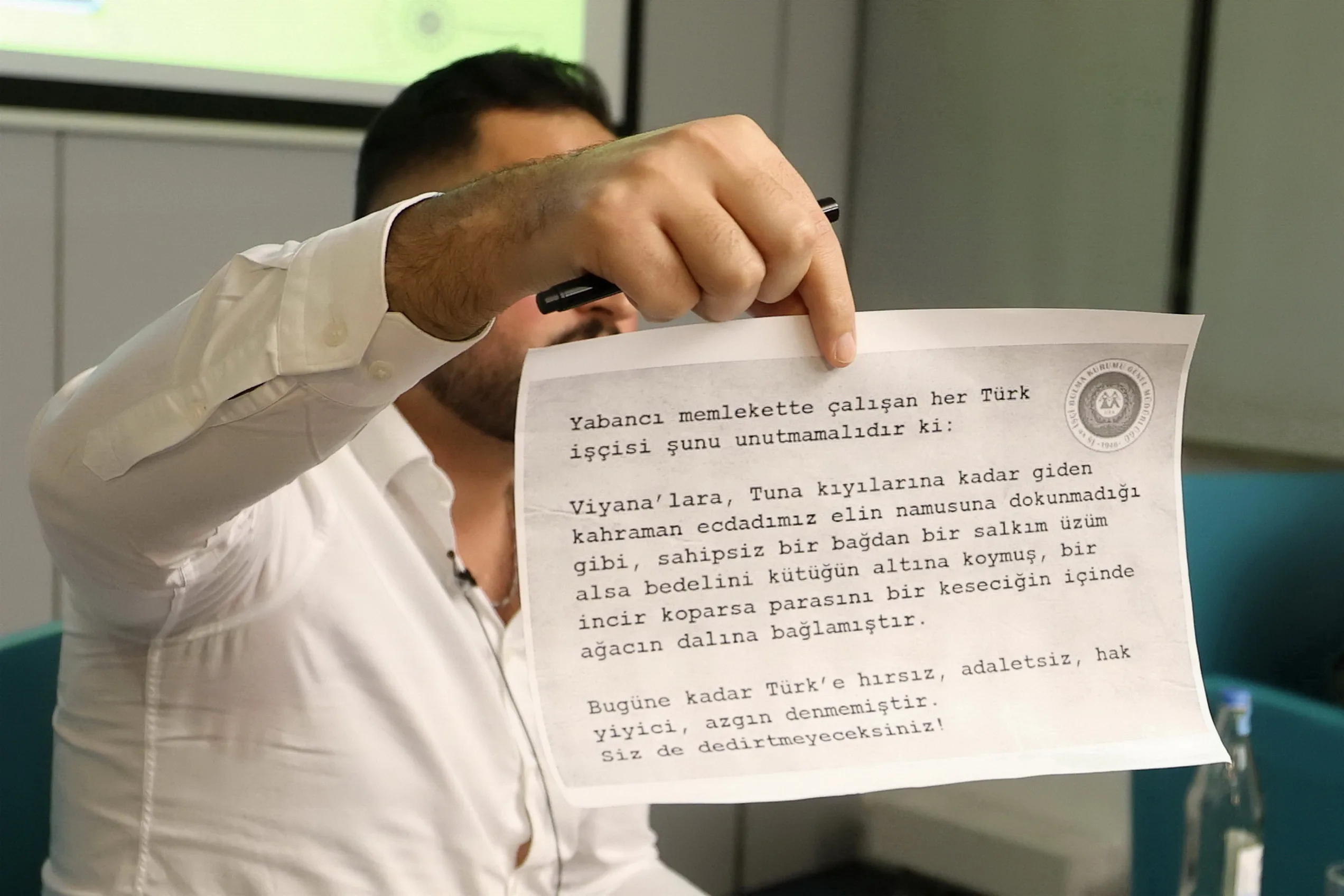 Berlin Yunus Emre Enstitüsü’nün ‘Bavula Sığmayanlar ‘Söyleşisi Yoğun İlgi Gördü