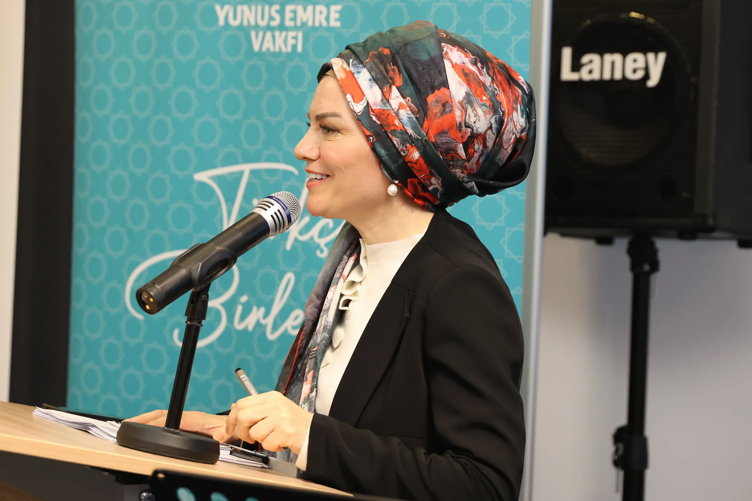 Berlin’de Türk Müziği Anlatımı ve Müzik Dinletisi Yoğun İlgi Gördü