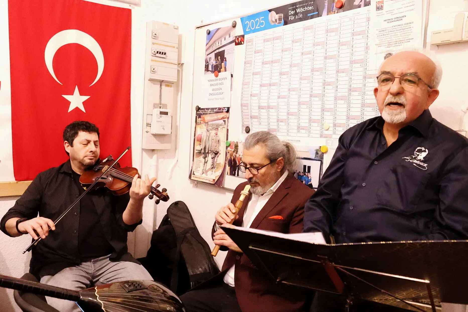 Şair Ali Kemal Aksoy’dan Berlin’de Duygu Dolu Şiir ve Müzik Akşamı
