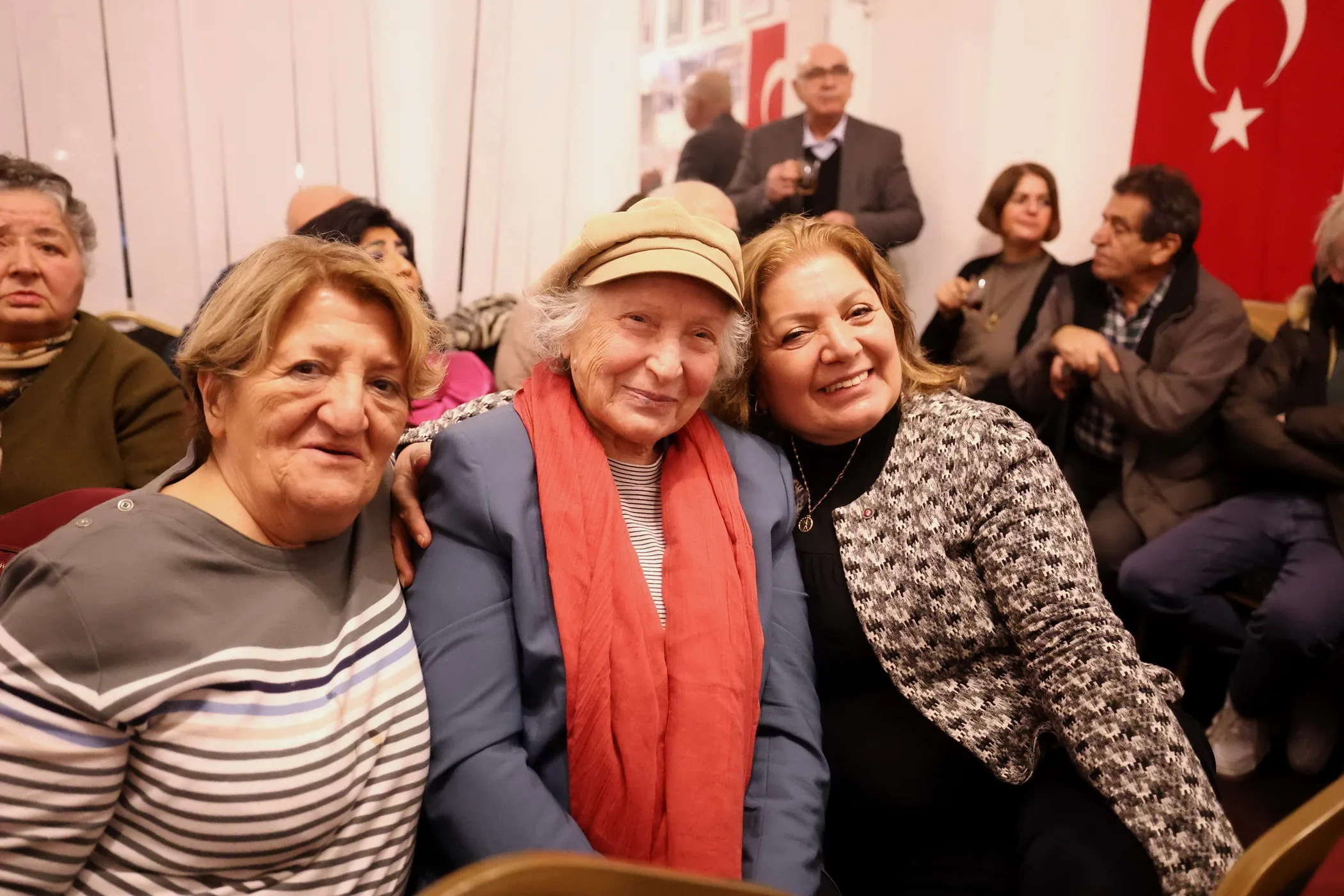 Şair Ali Kemal Aksoy’dan Berlin’de Duygu Dolu Şiir ve Müzik Akşamı
