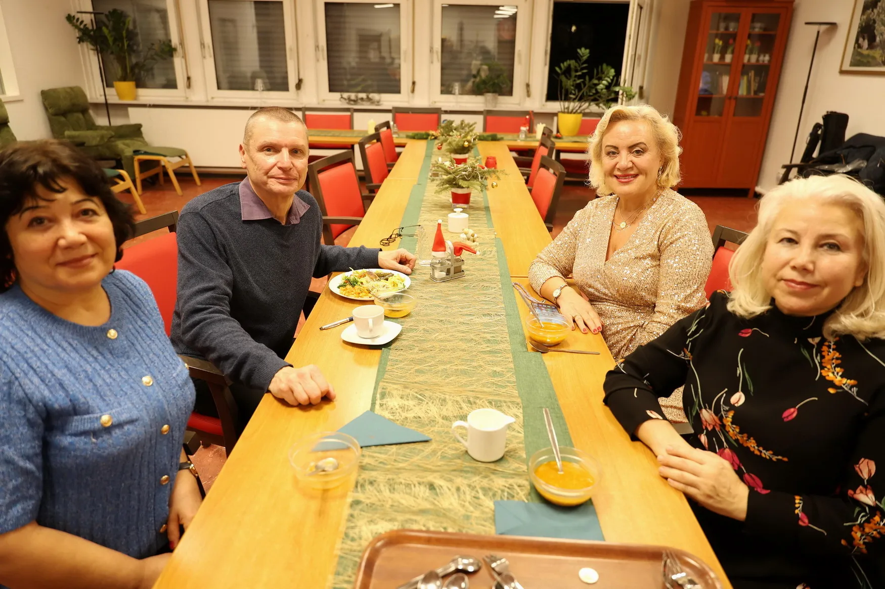 Gönülden Nağmeler Türk Müziği Korosu’ndan Berlin’de Noel ve Yeni Yıl Yemeği