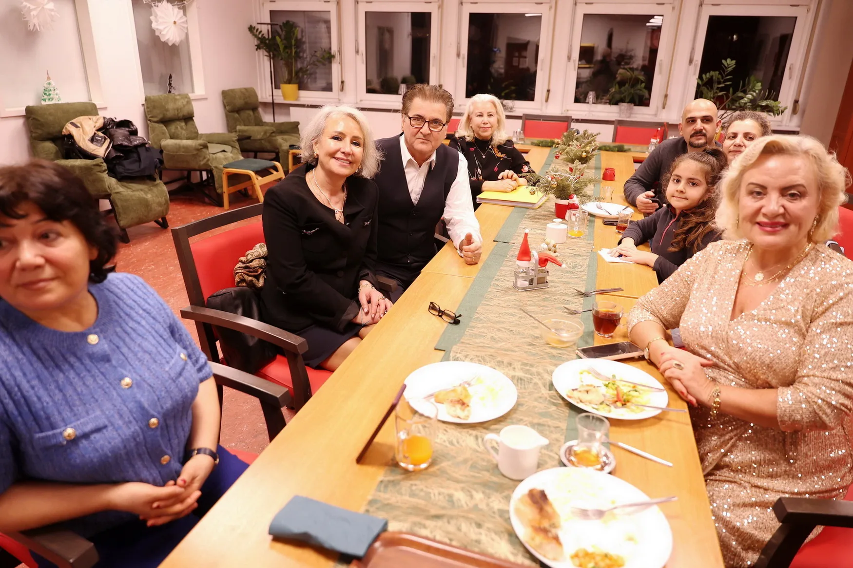 Gönülden Nağmeler Türk Müziği Korosu’ndan Berlin’de Noel ve Yeni Yıl Yemeği