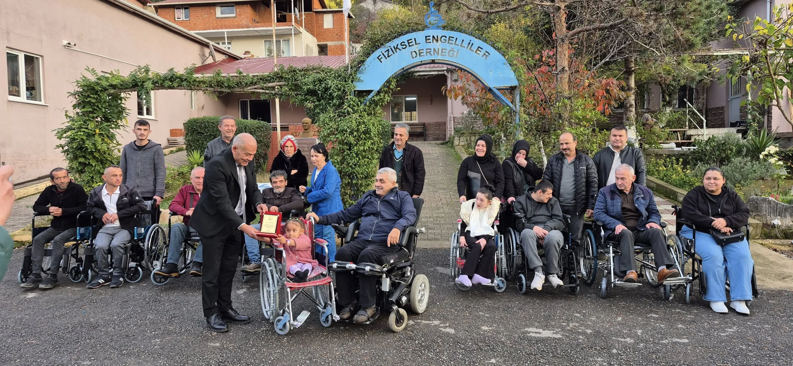 3 ARALIK DÜNYA ENGELLİLER FARKINDALIK GÜNÜ