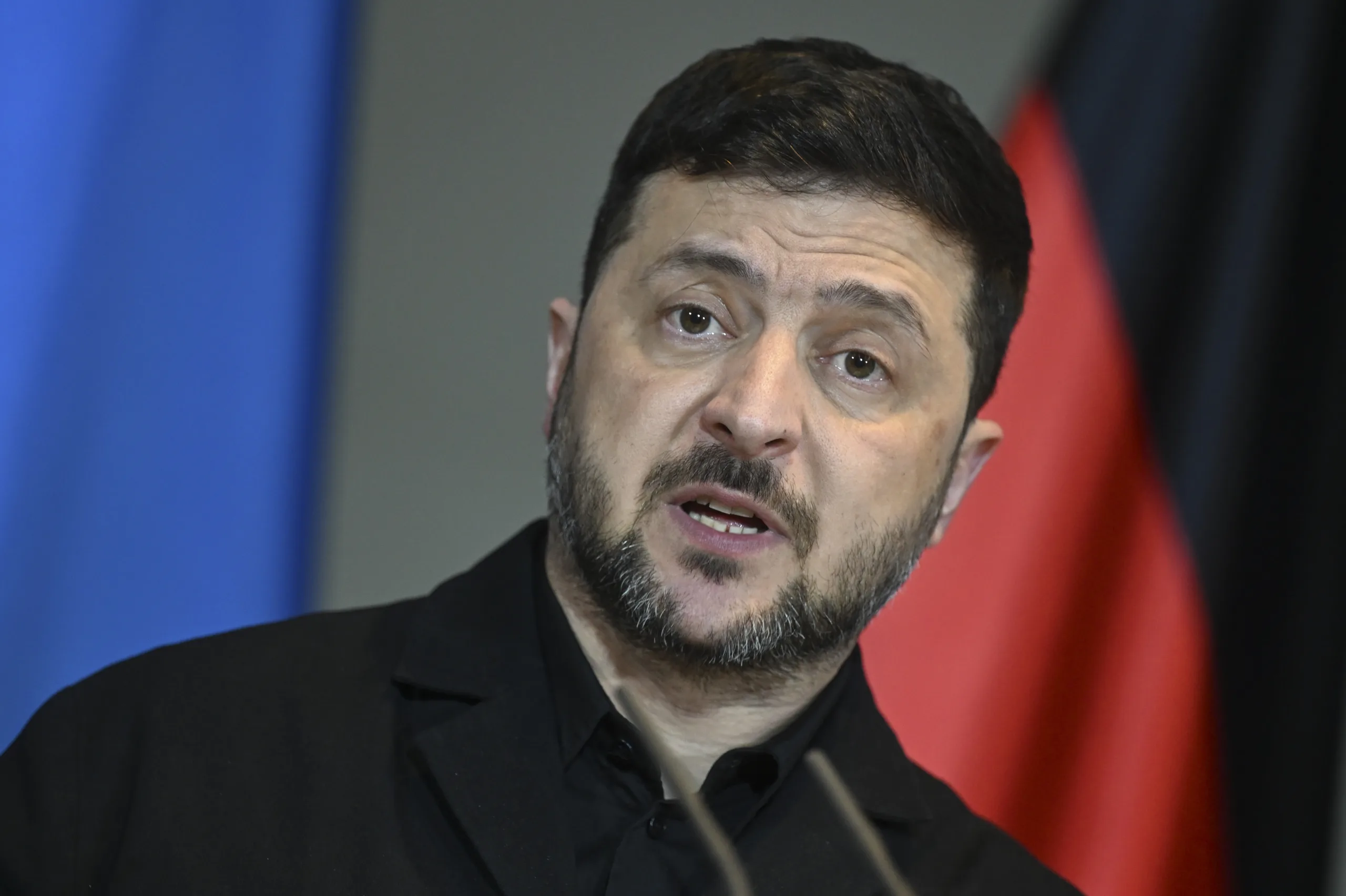 Zelenski Berlin’de Diplomasi Trafiğini Sürdürdü