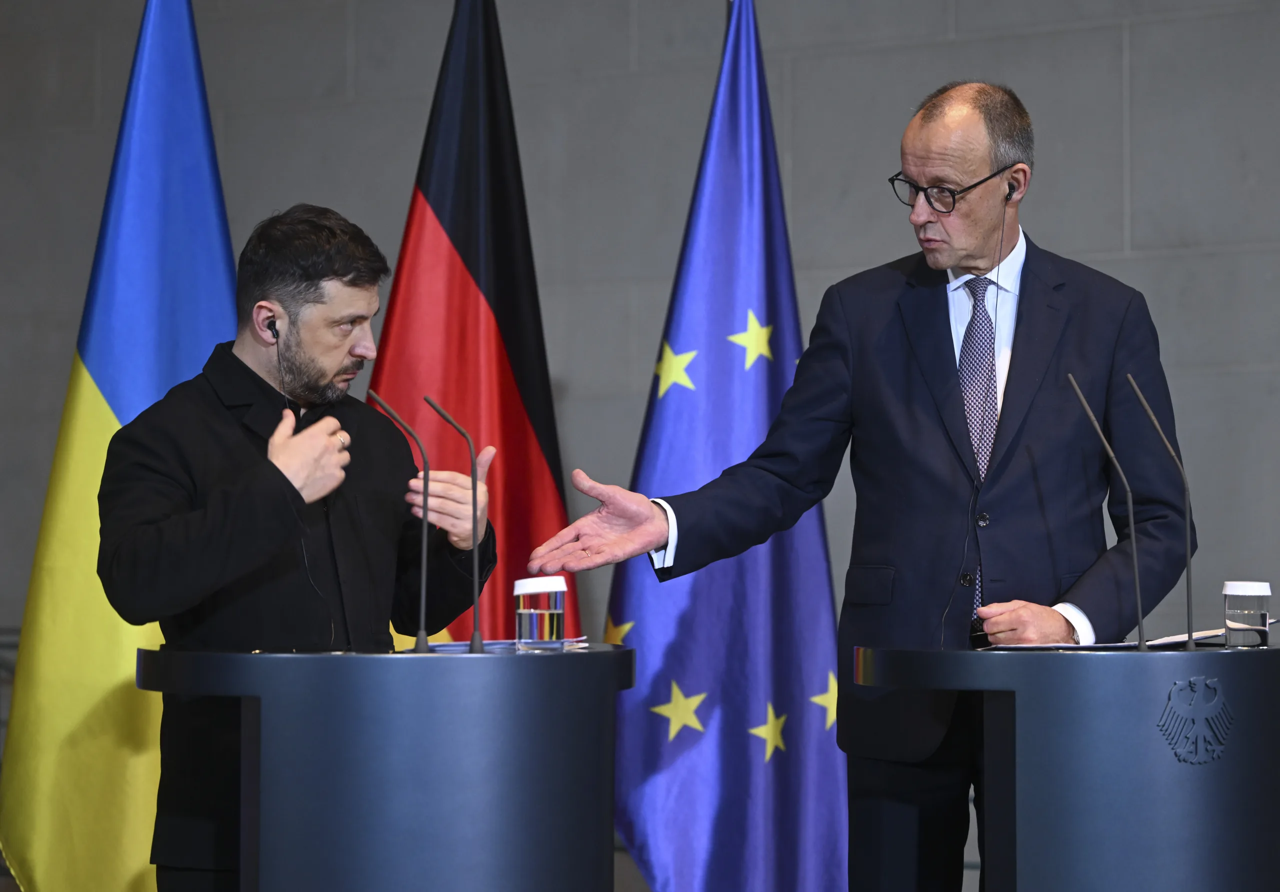 Zelenski Berlin’de Diplomasi Trafiğini Sürdürdü