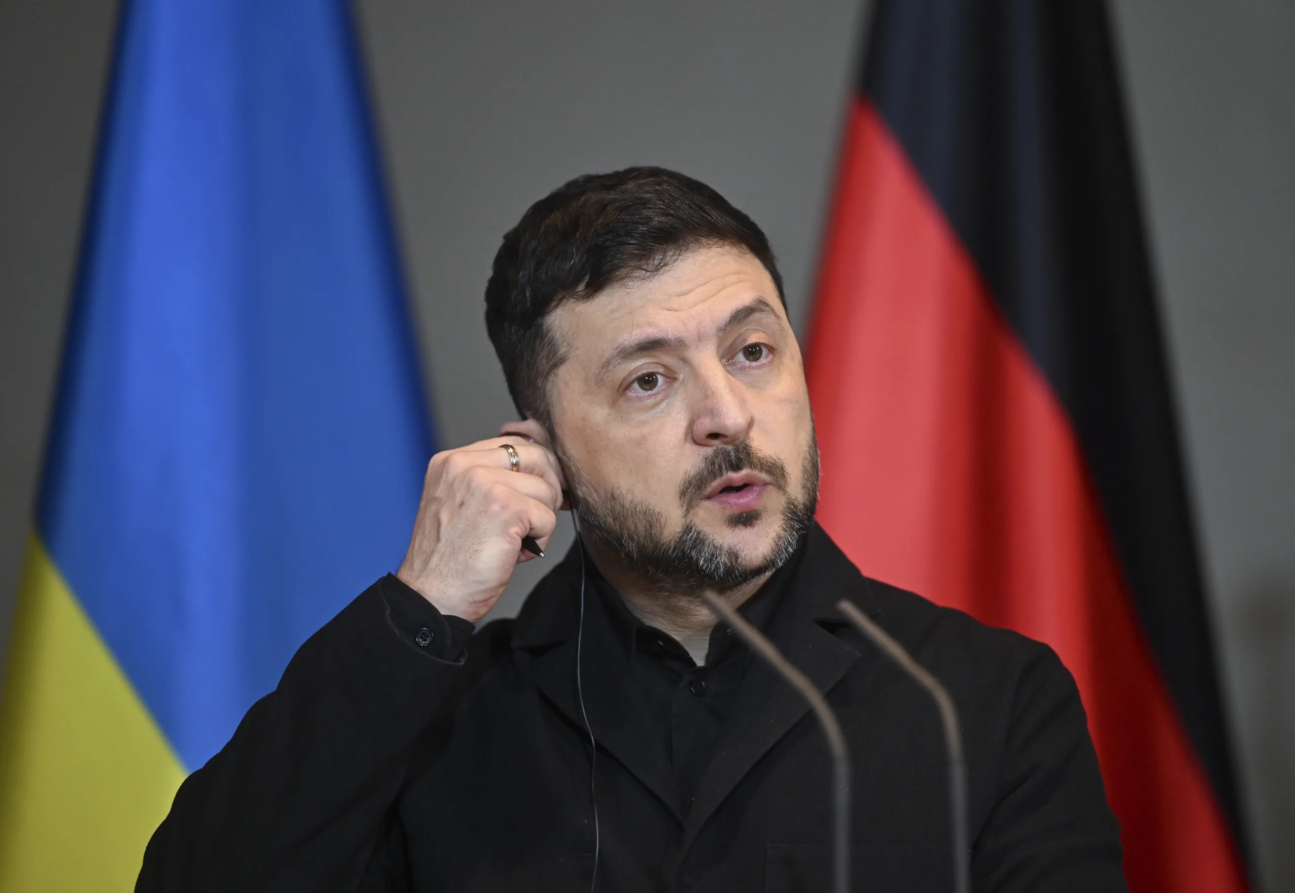 Zelenski Berlin’de Diplomasi Trafiğini Sürdürdü