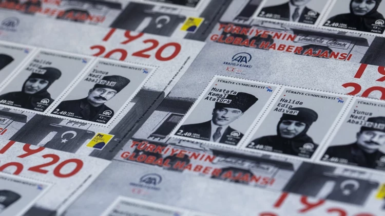 Dünya`da Atatürk pulları sergilendi