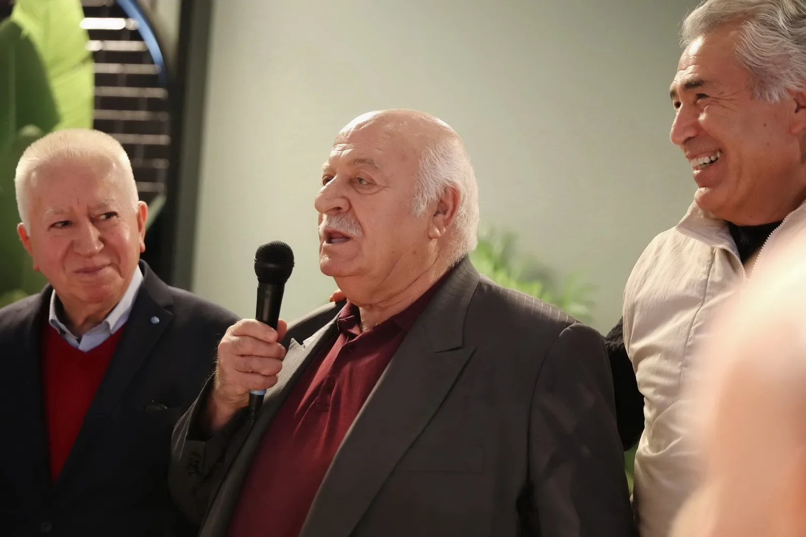 TDU’dan Berlin’de Başarılı Noel Yemeği Organizasyonu