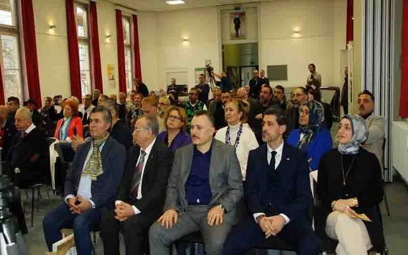 “Güçlü Yarınlar İçin Birlikte – Medya ve Türk Toplumu”