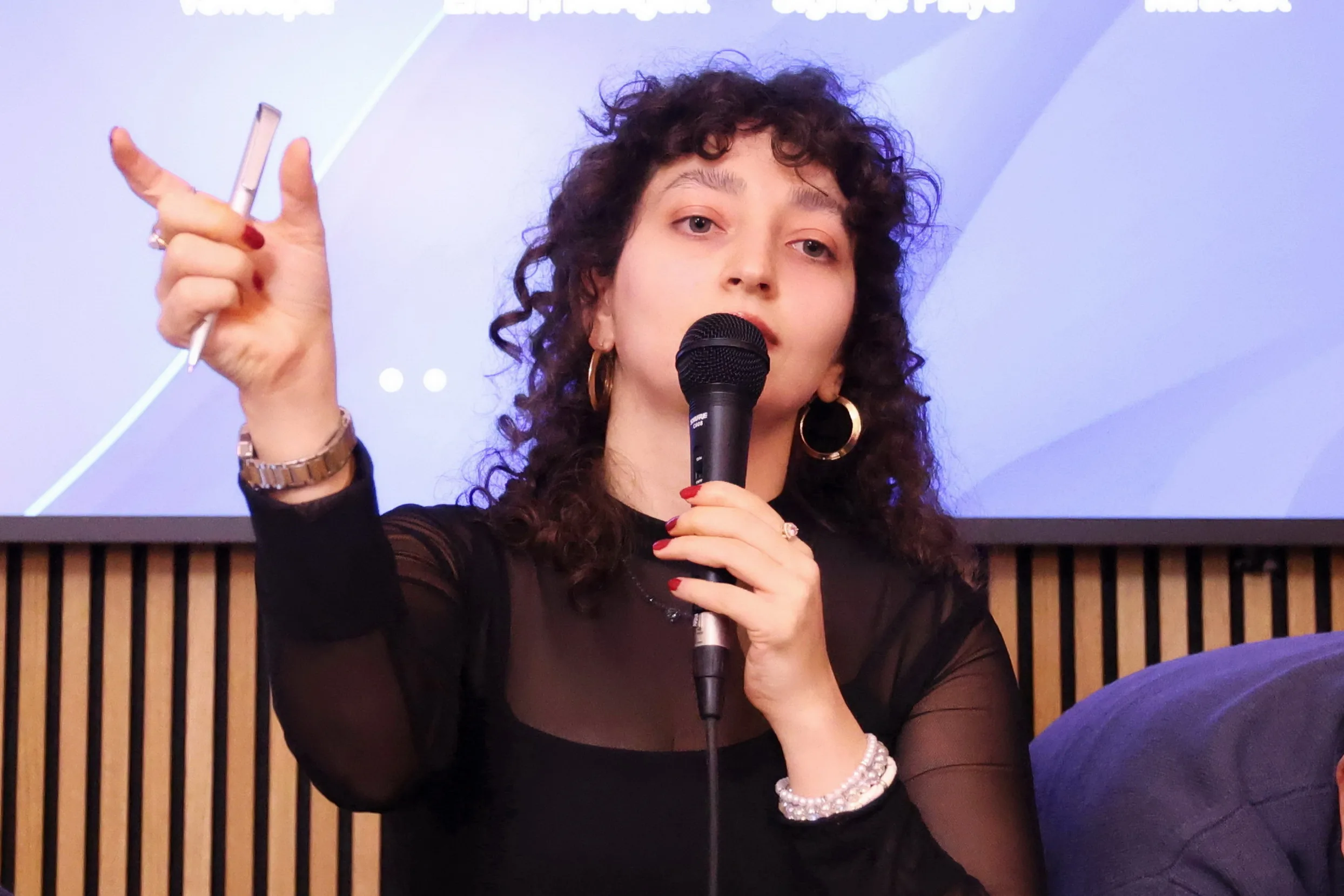 "Türkiye’de İfade Özgürlüğü ve Kadın Hakları Diplerde"