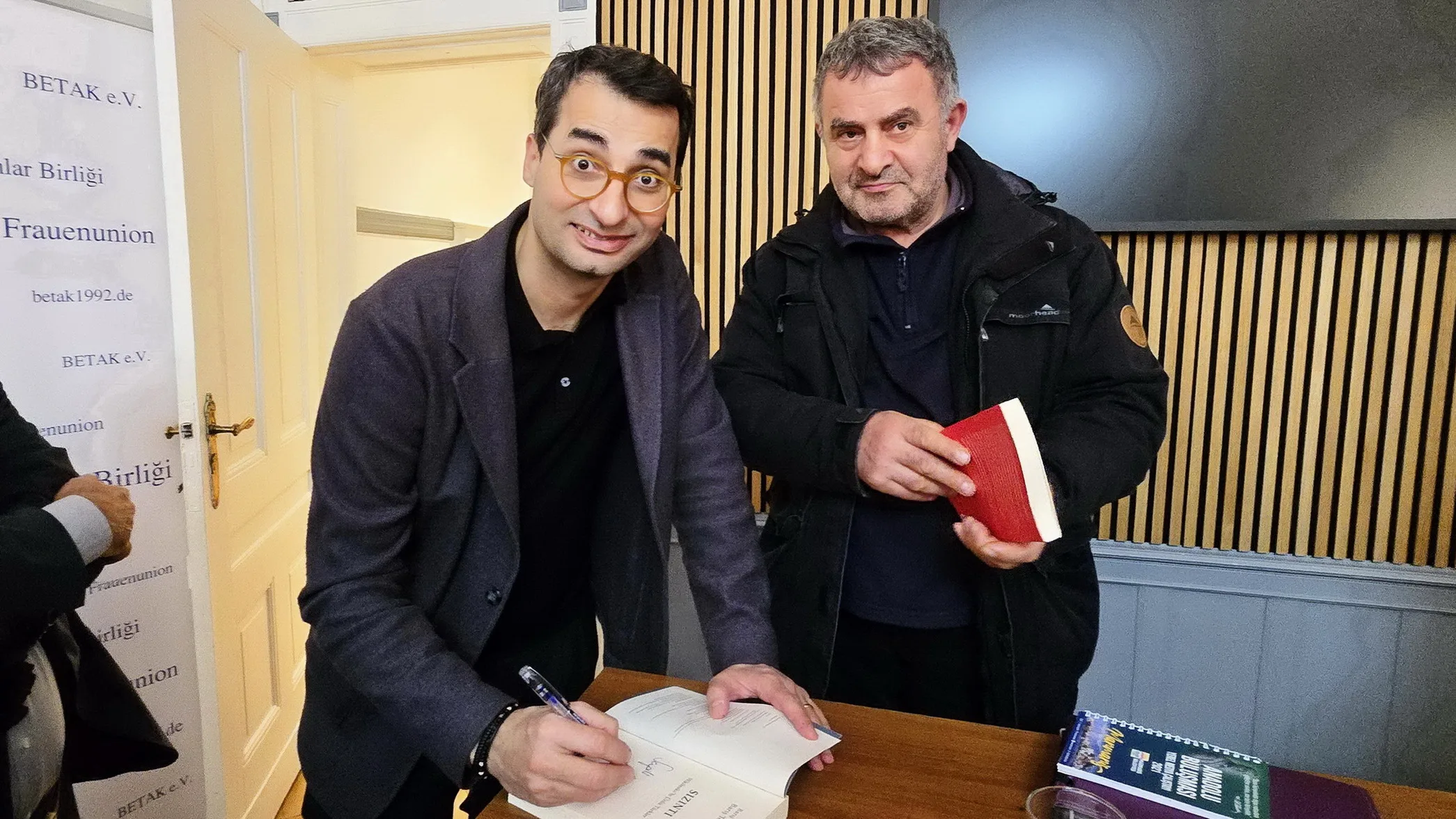 "Türkiye’de İfade Özgürlüğü ve Kadın Hakları Diplerde"
