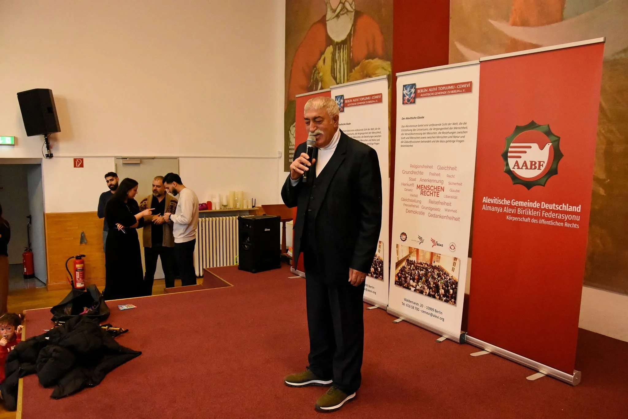 Gağan Kutlaması Berlin Cemevi’nde Coşkuyla Gerçekleşti