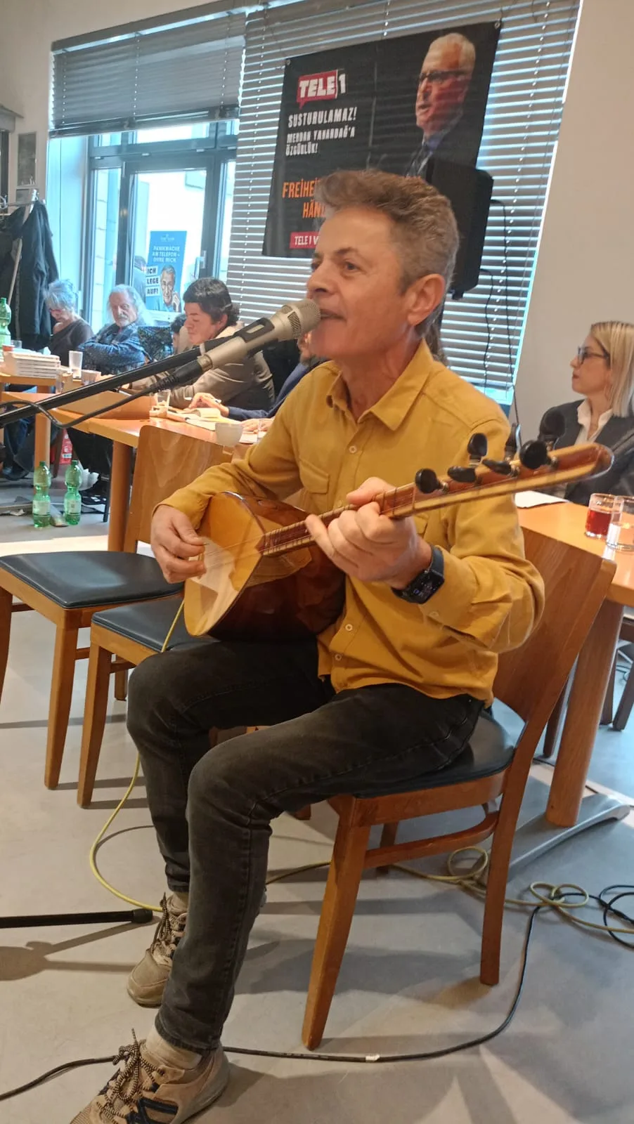 Duisburg’da Merdan Yanardağ ile Dayanışma Etkinliğine Yoğun Katılım