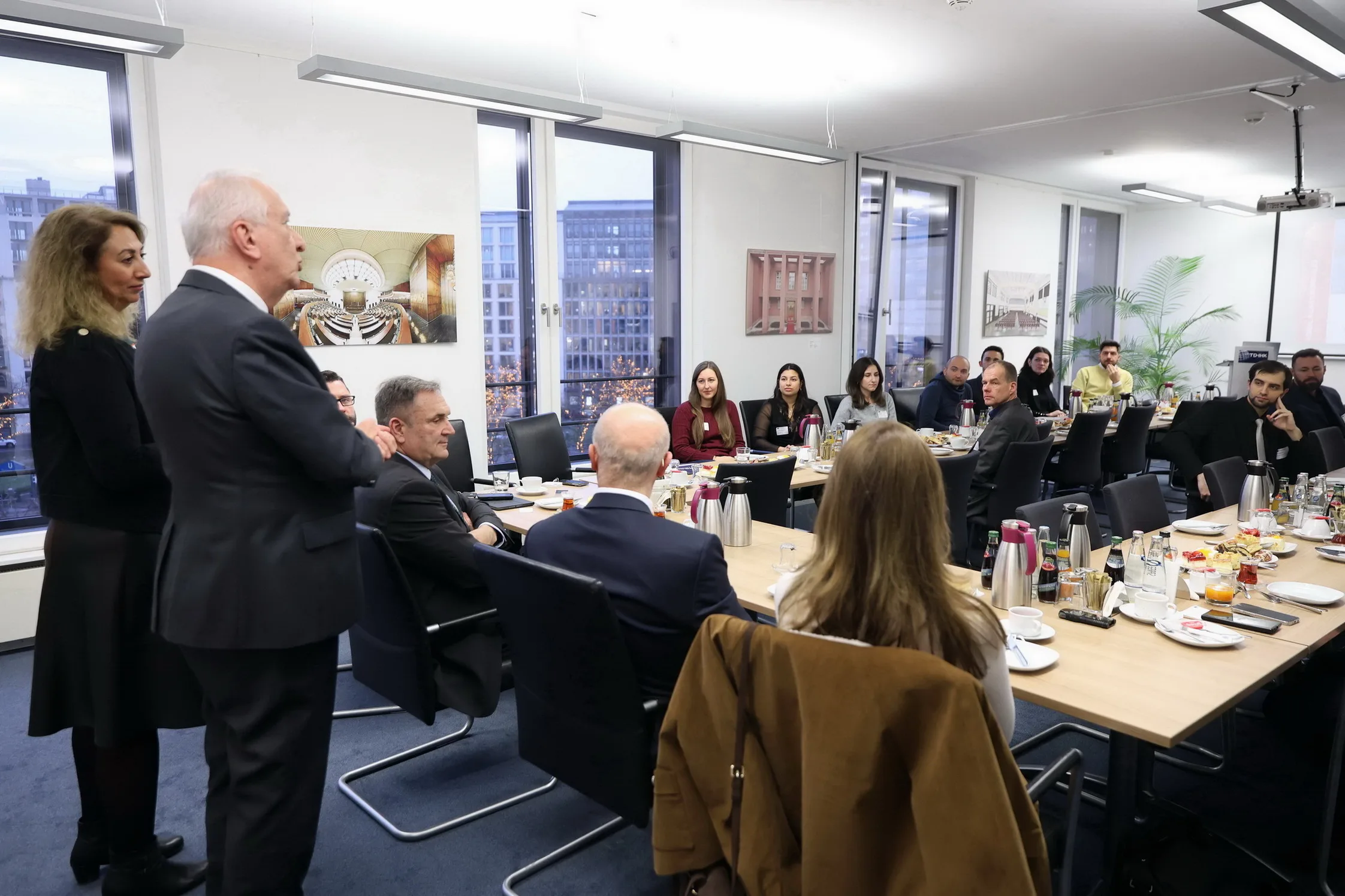 TD-IHK Berlin’de ‘Türkiye’ye Personel Görevlendirmeleri’ Masaya Yatırıldı