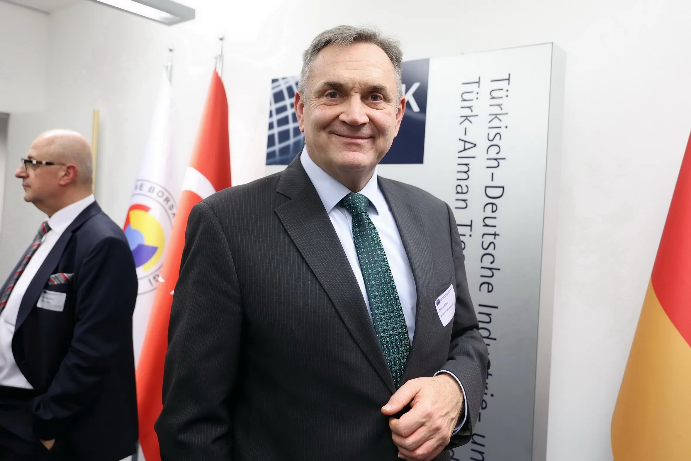 TD-IHK Berlin’de ‘Türkiye’ye Personel Görevlendirmeleri’ Masaya Yatırıldı