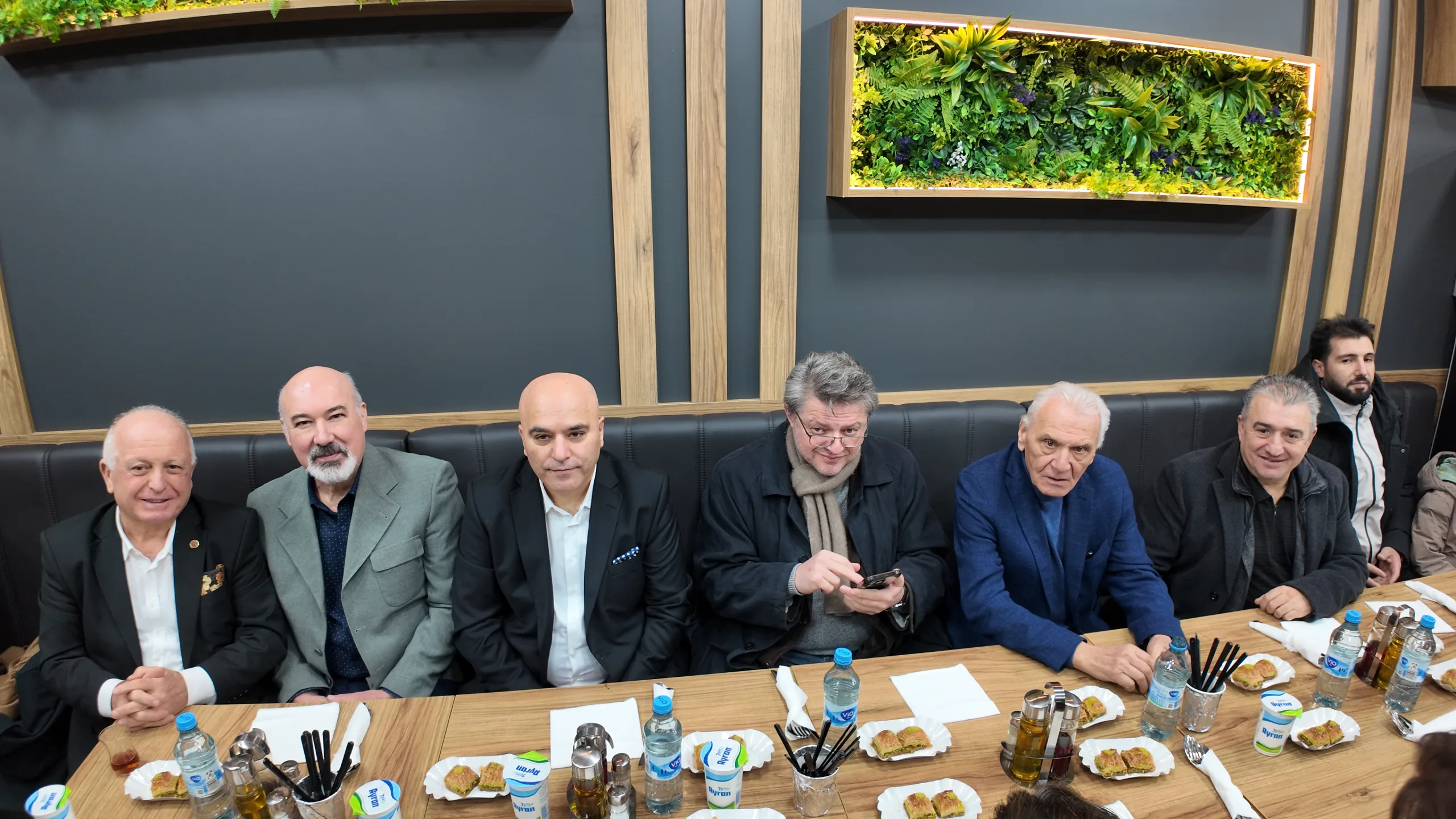 MIWAN Kitchen Berlin Kurfürstendamm’da Açıldı