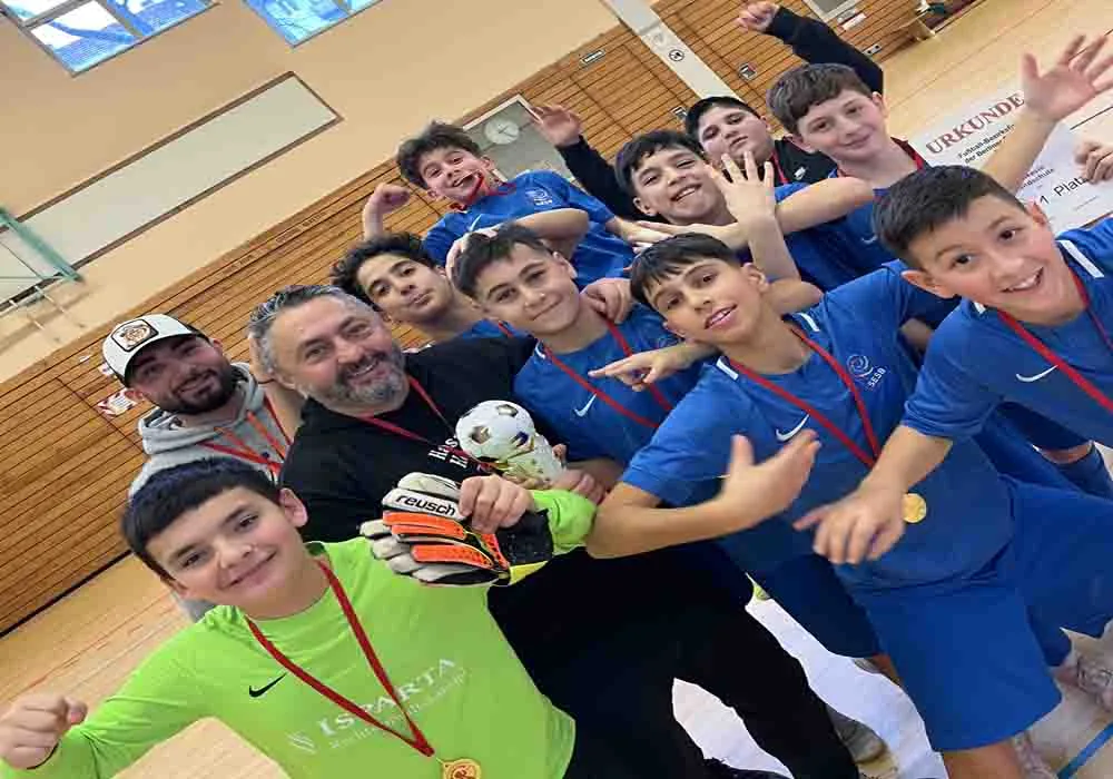 Aziz Nesin Avrupa İlkokulu Şampiyon