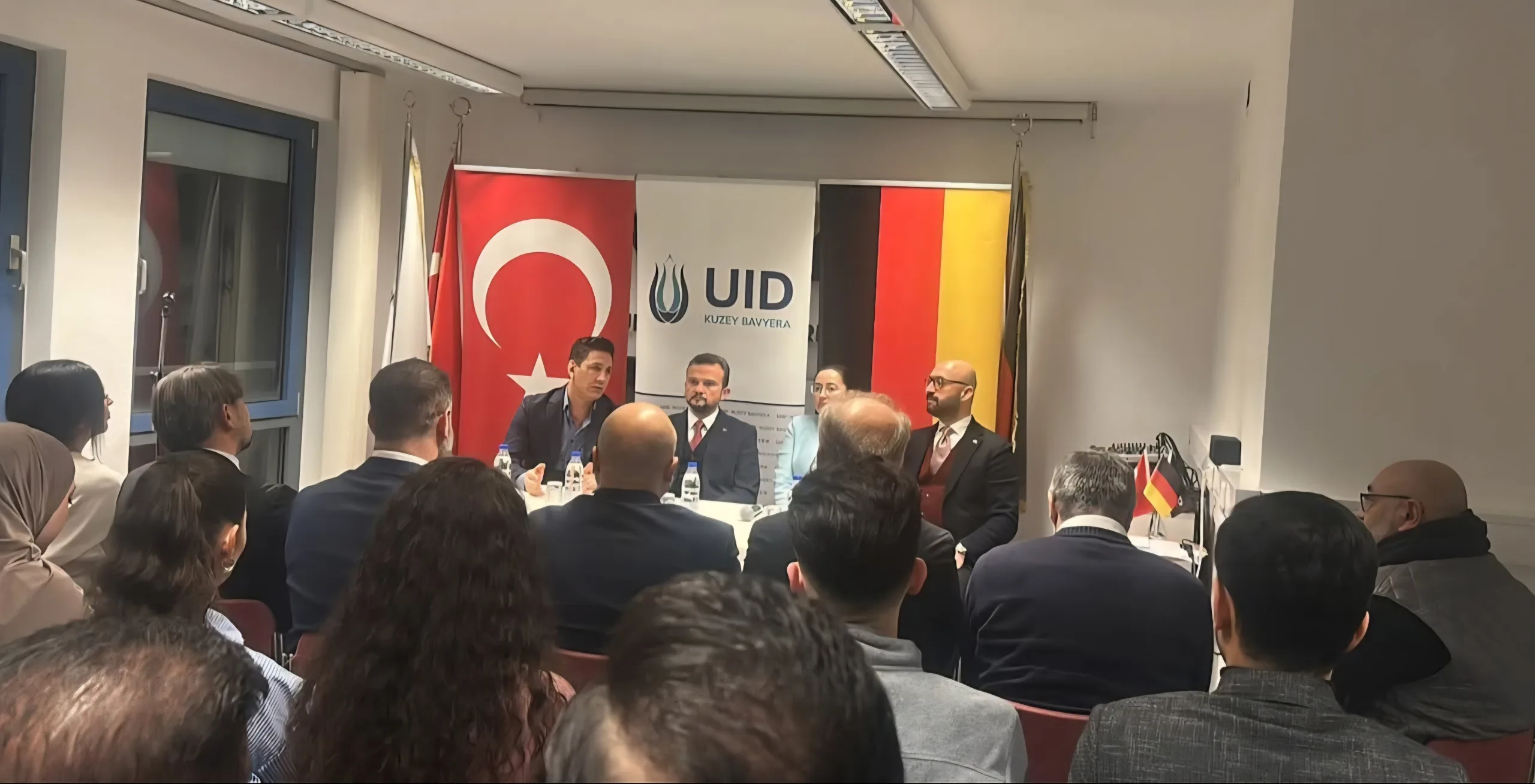 UID Nürnberg’ten Gençlere Yönelik Tecrübe Paylaşımı Programı