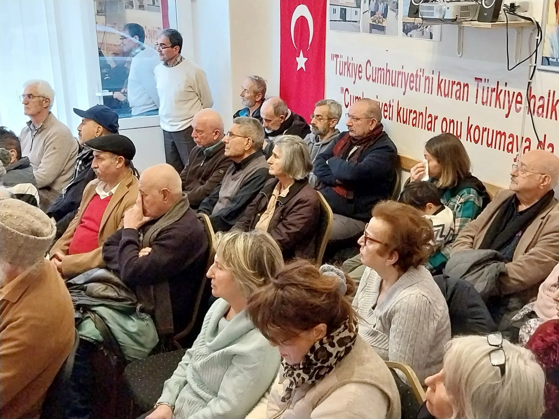 ADD Berlin’de Demokrasi ve Devrim Şehitlerini Andı