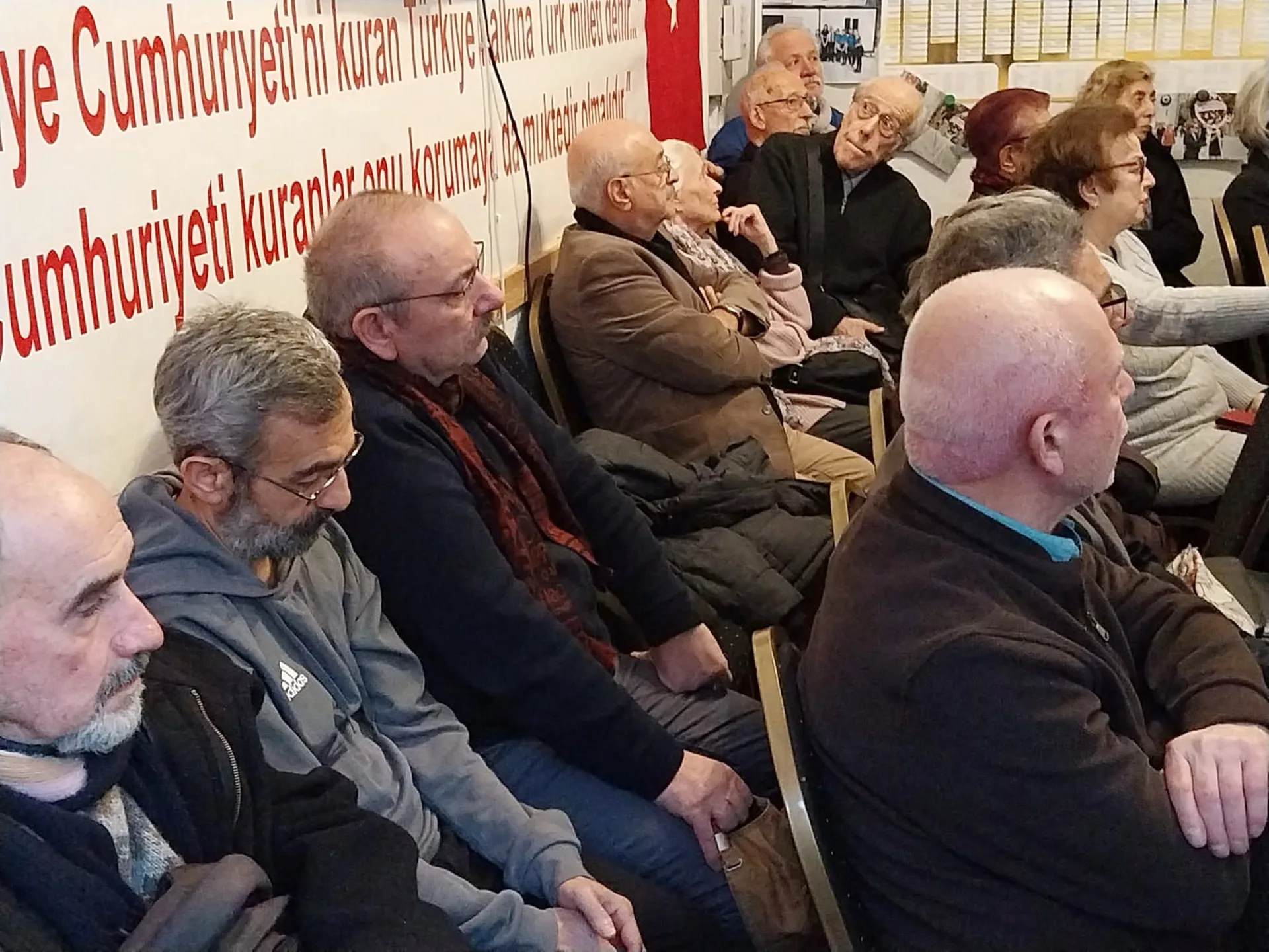 ADD Berlin’de Demokrasi ve Devrim Şehitlerini Andı