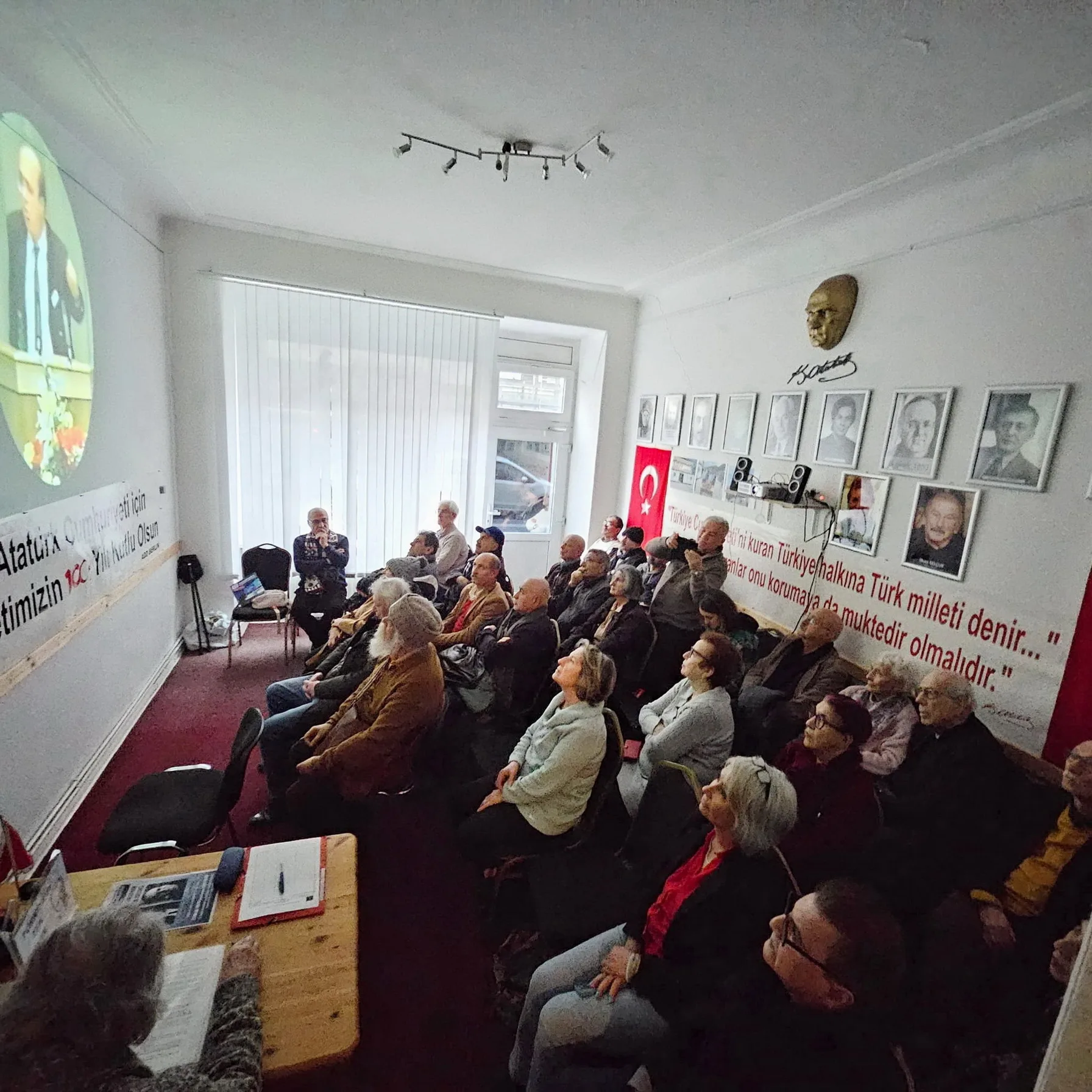 ADD Berlin’de Demokrasi ve Devrim Şehitlerini Andı