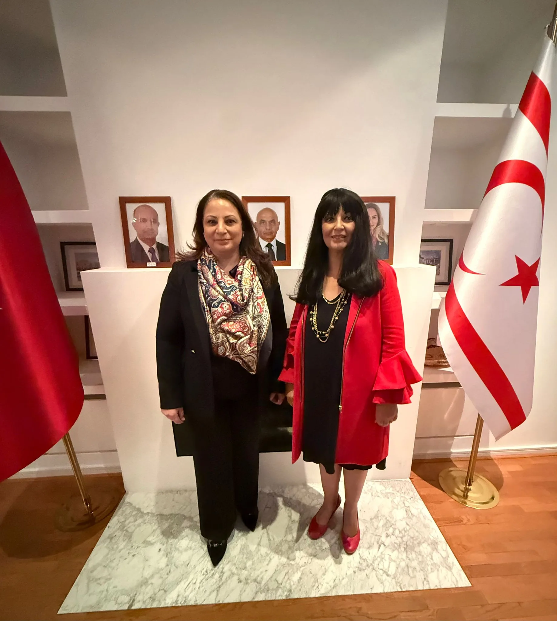 Berlin’de Anlamlı Tanıtım: “Uzay’ın Şairi Osman Türkay” Okurla Buluştu
