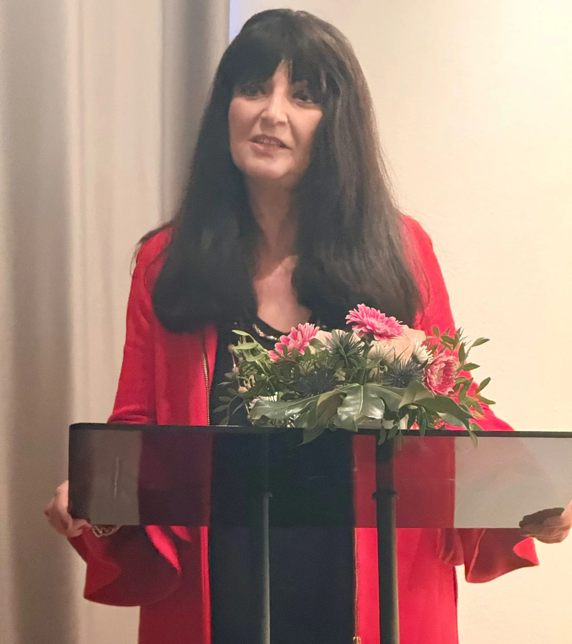 Berlin’de Anlamlı Tanıtım: “Uzay’ın Şairi Osman Türkay” Okurla Buluştu