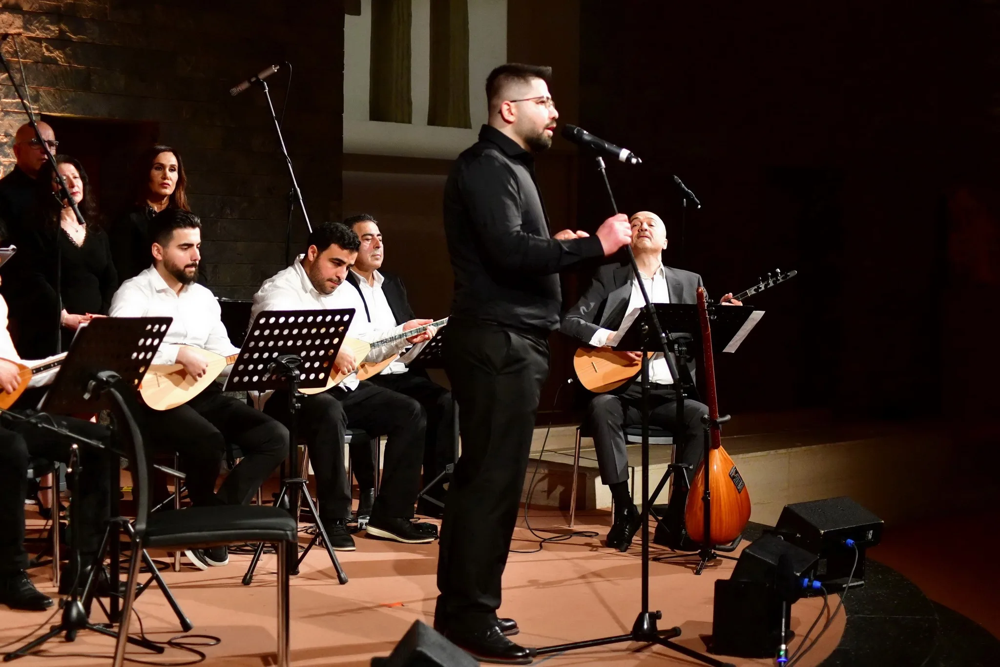 Berlin’de Cem Çelebi ve Korosundan Unutulmaz Konser