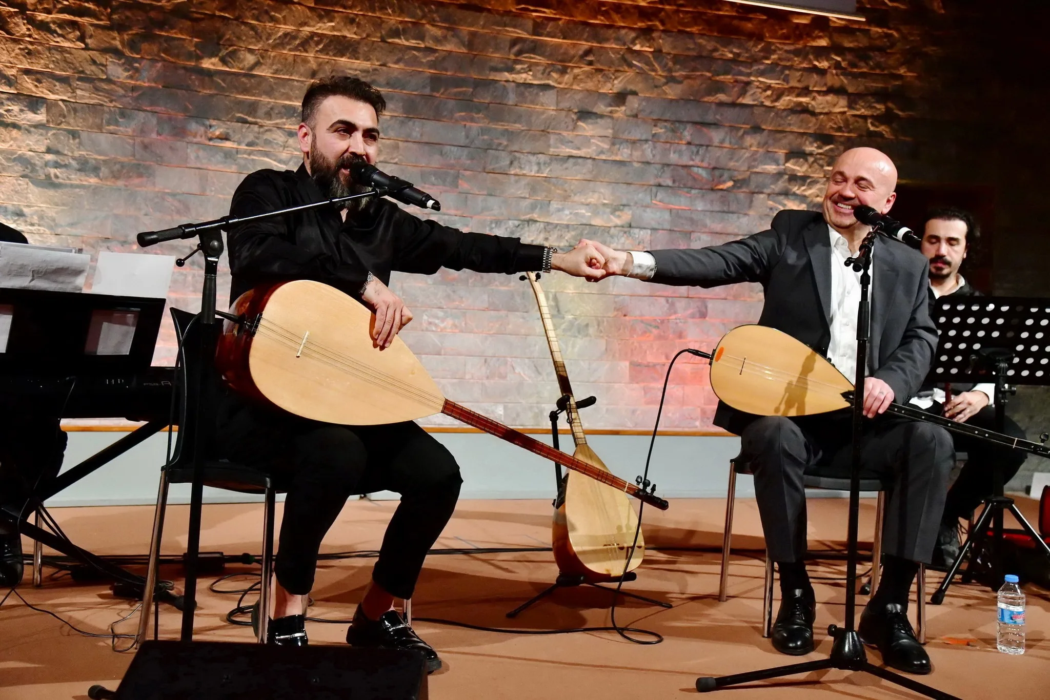 Berlin’de Cem Çelebi ve Korosundan Unutulmaz Konser