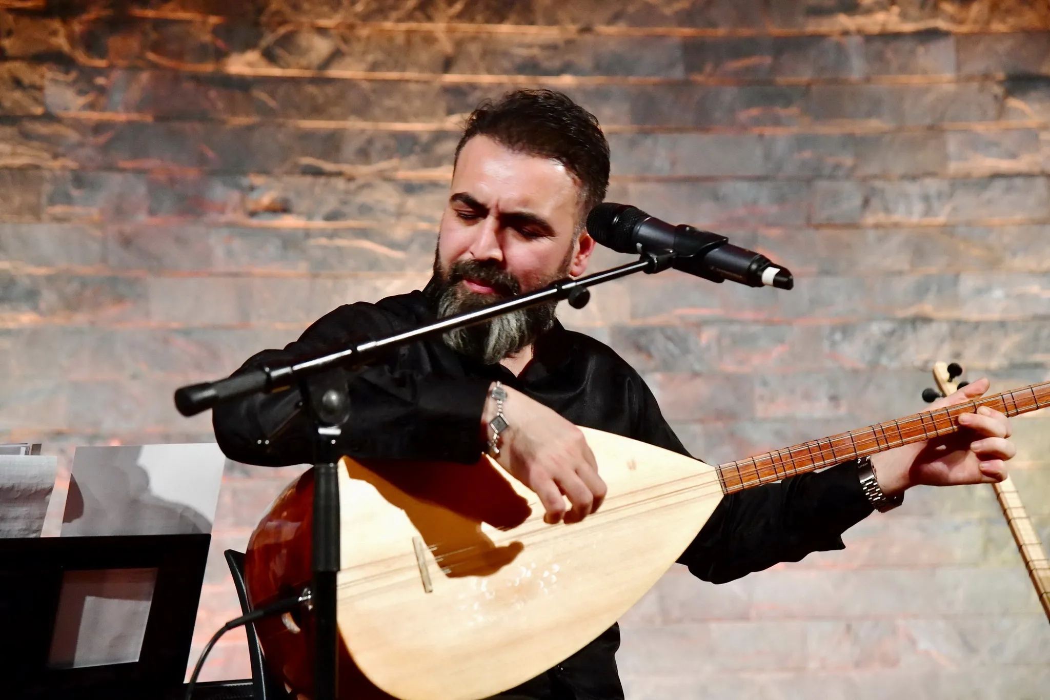 Berlin’de Cem Çelebi ve Korosundan Unutulmaz Konser