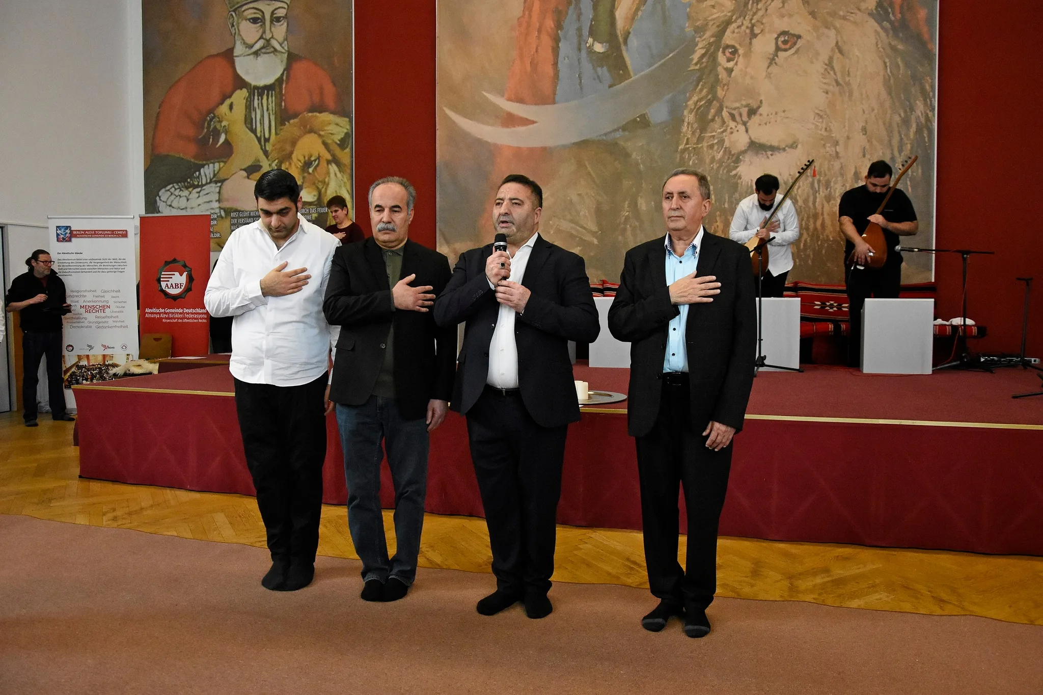 Hızır Orucu, Berlin’de Cem Erkânıyla Tamamlandı