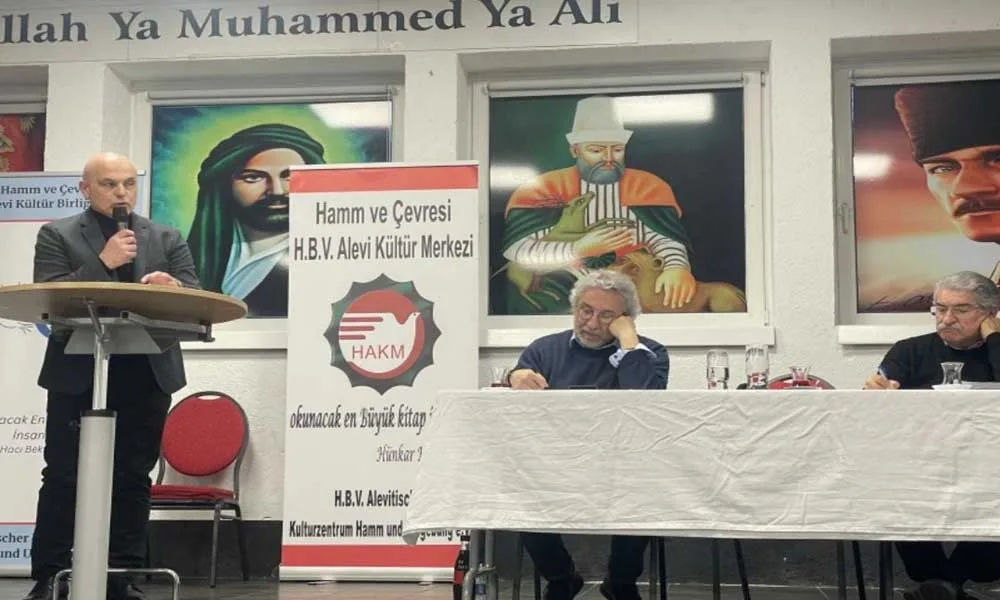 Hamm’da “Cumhuriyetin 2. Yüzyılı Vizyonu” Paneli Yoğun Katılımla Gerçekleşti