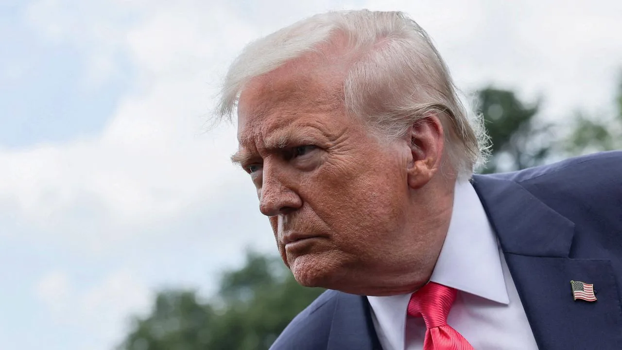 Trump'tan İran'a dair "anlaşma ya da sert tedbir" mesajı