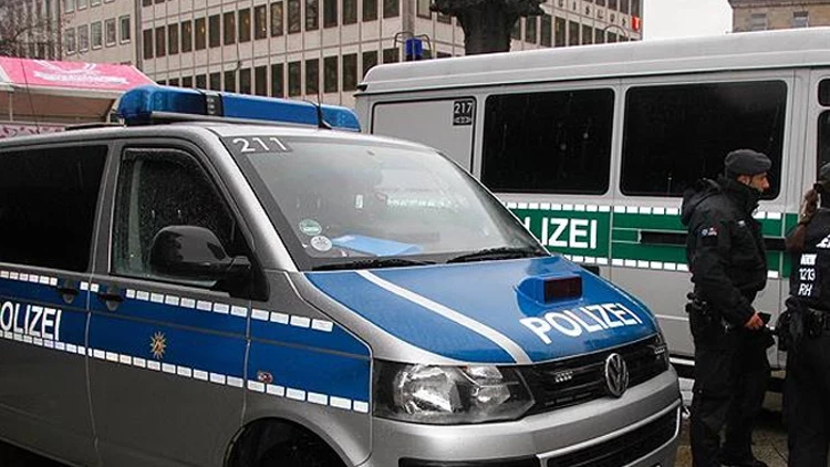 Nürnberg'de okulda silahlı öğrenci ihbarı: Polis operasyon düzenledi