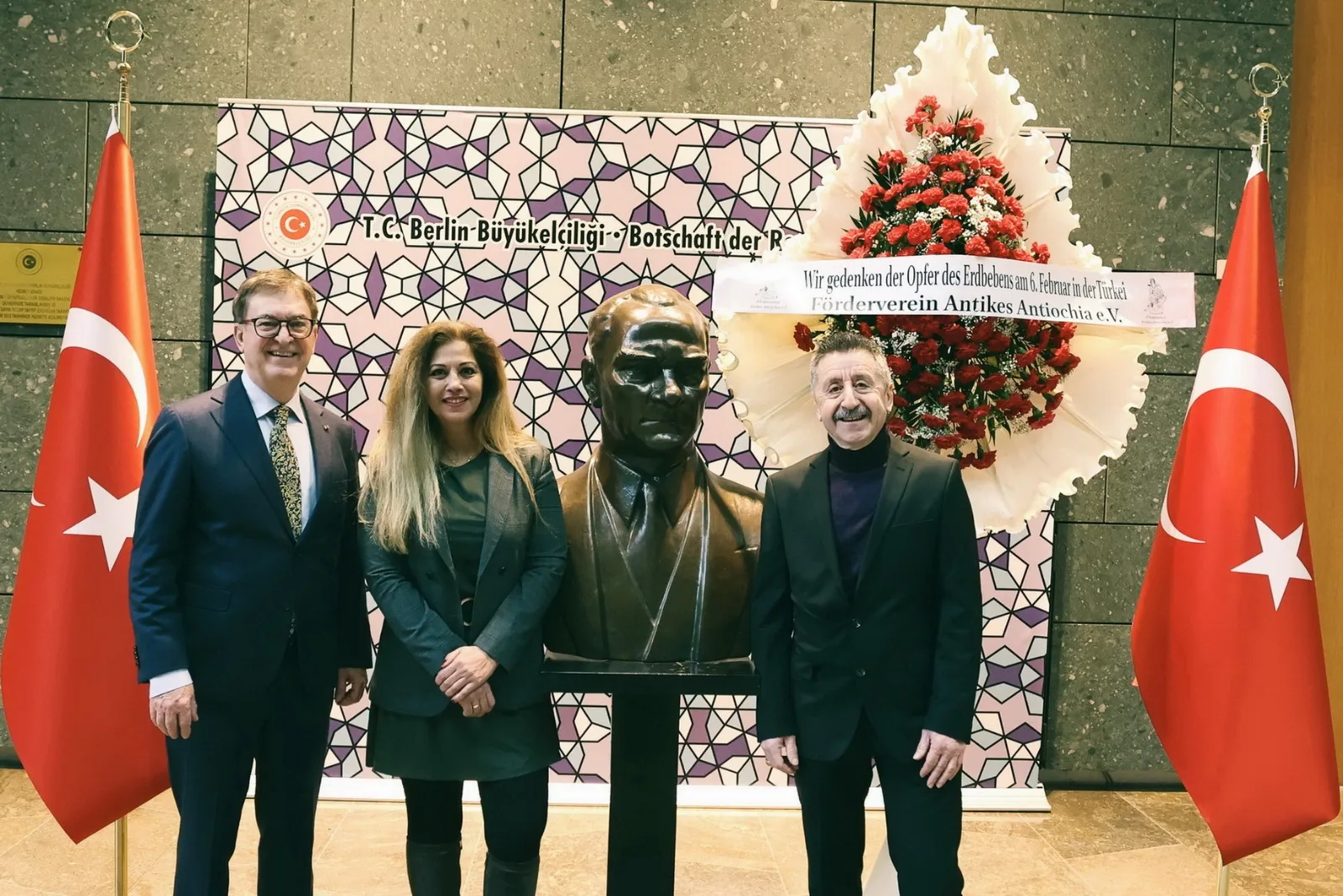 Berlin Büyükelçiliği’nde Anlamlı 6 Şubat Depremi Anma Töreni