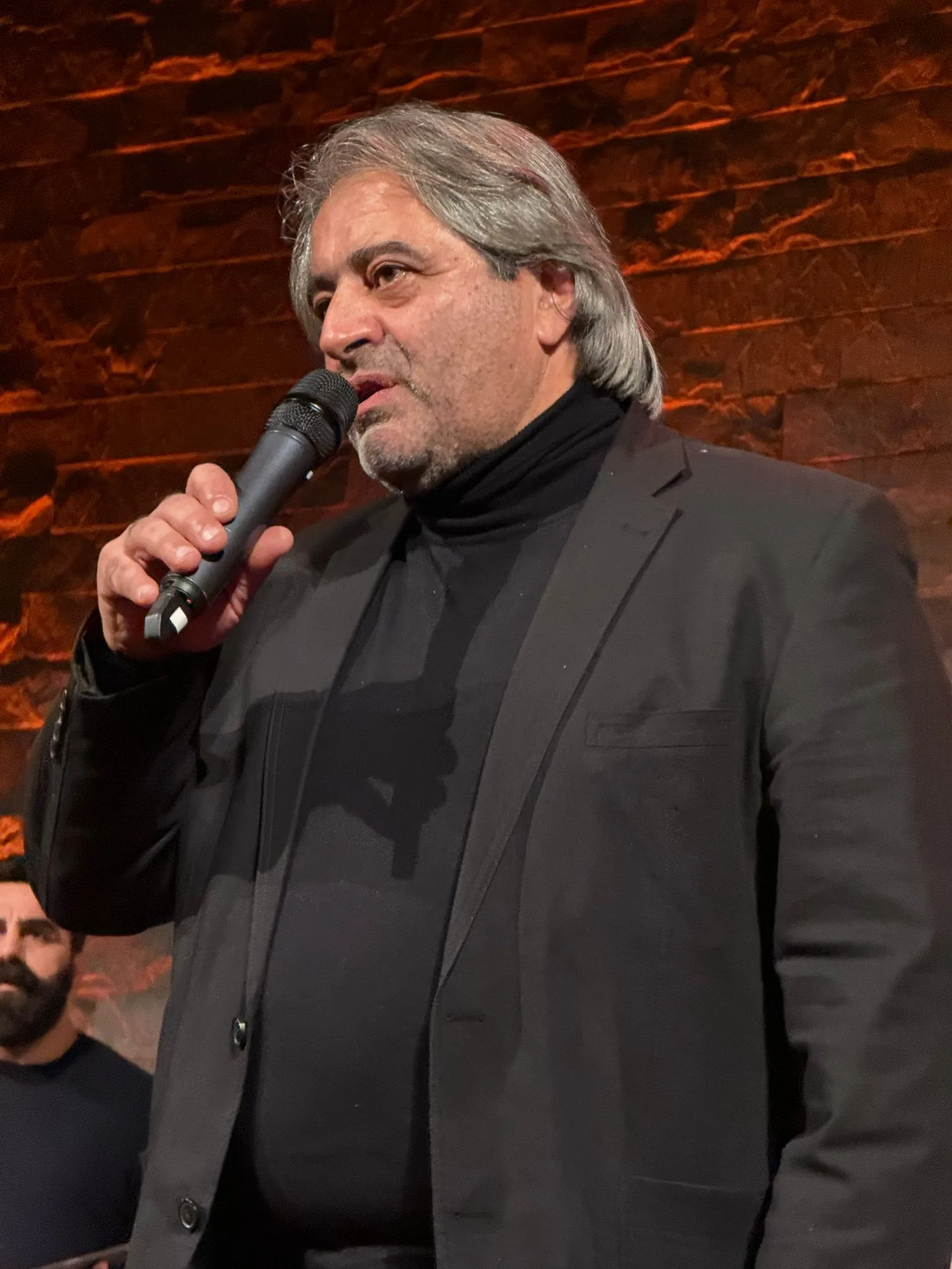 Mustafa Yeşilyurt 45. Sanat Yılını Berlin’de Ezgilerle Kutladı