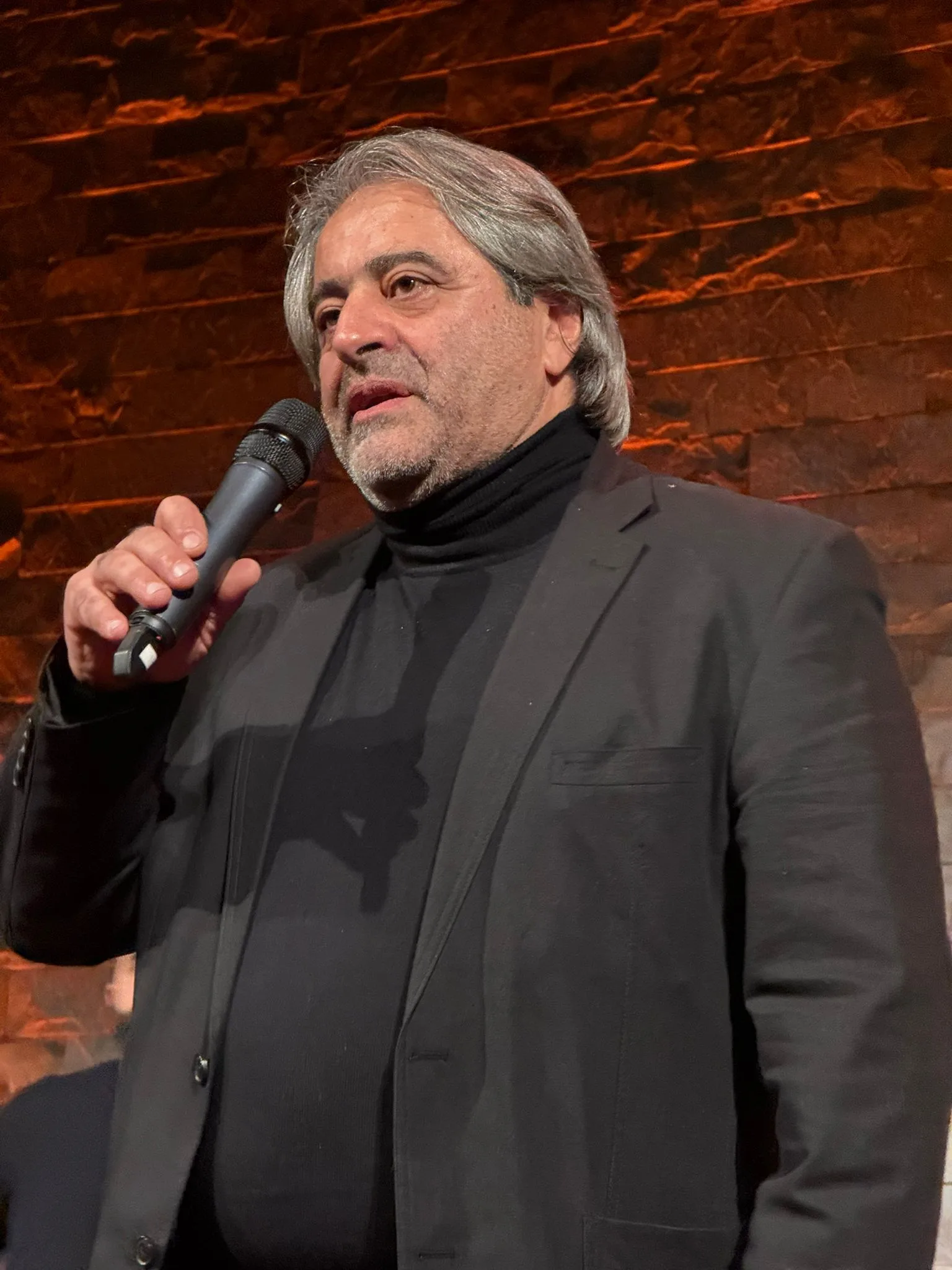 Mustafa Yeşilyurt 45. Sanat Yılını Berlin’de Ezgilerle Kutladı