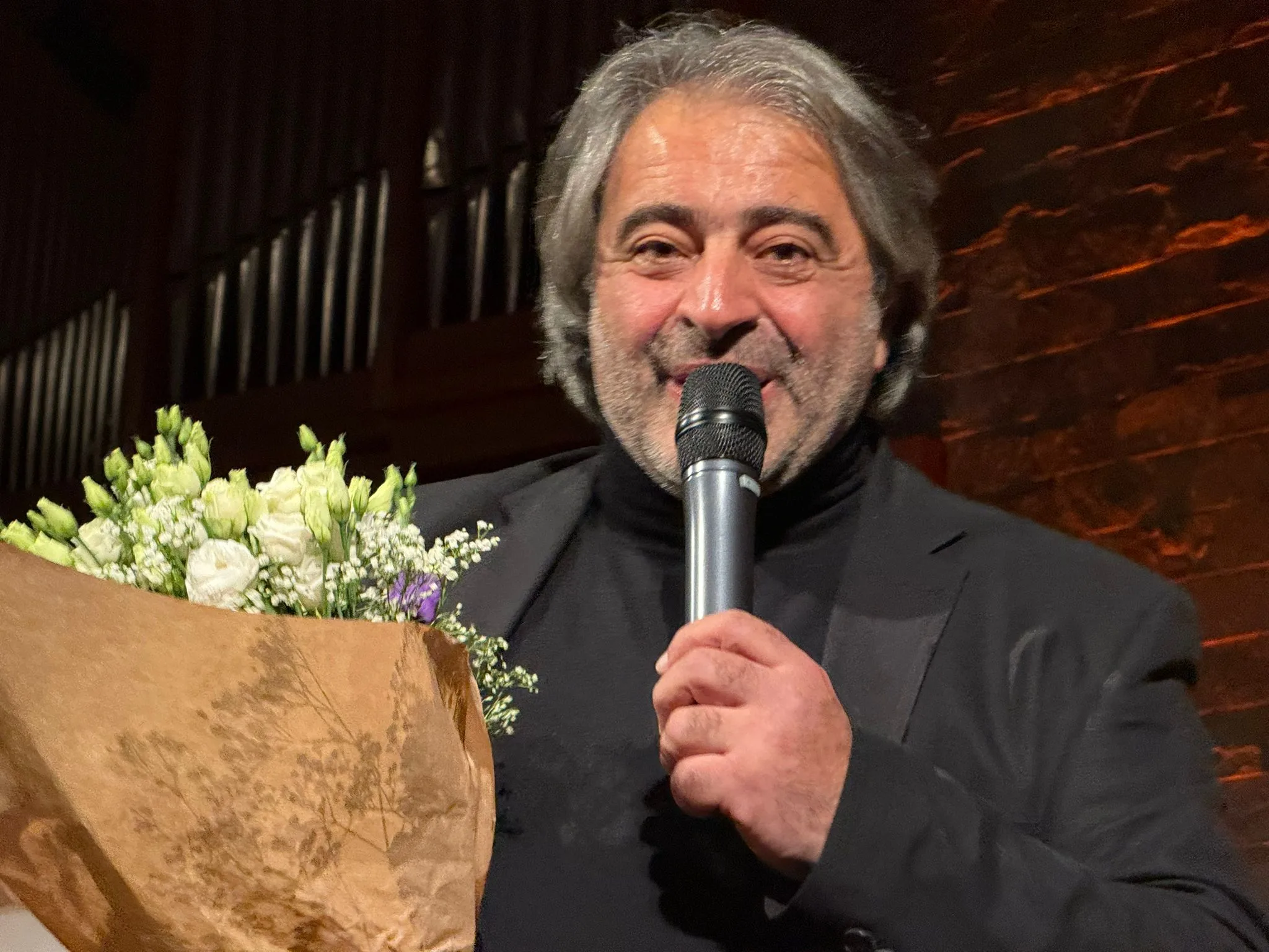 Mustafa Yeşilyurt 45. Sanat Yılını Berlin’de Ezgilerle Kutladı