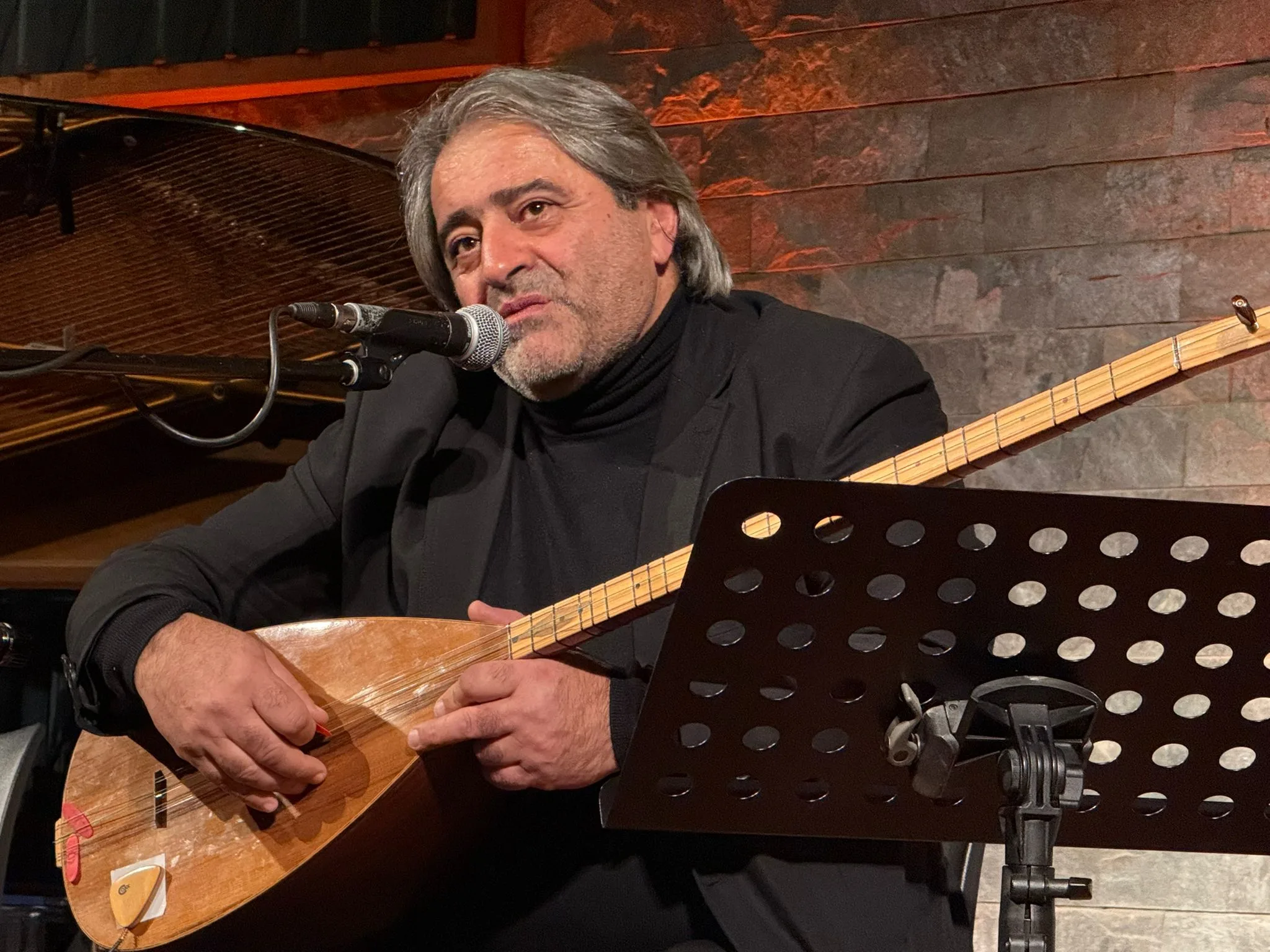 Mustafa Yeşilyurt 45. Sanat Yılını Berlin’de Ezgilerle Kutladı