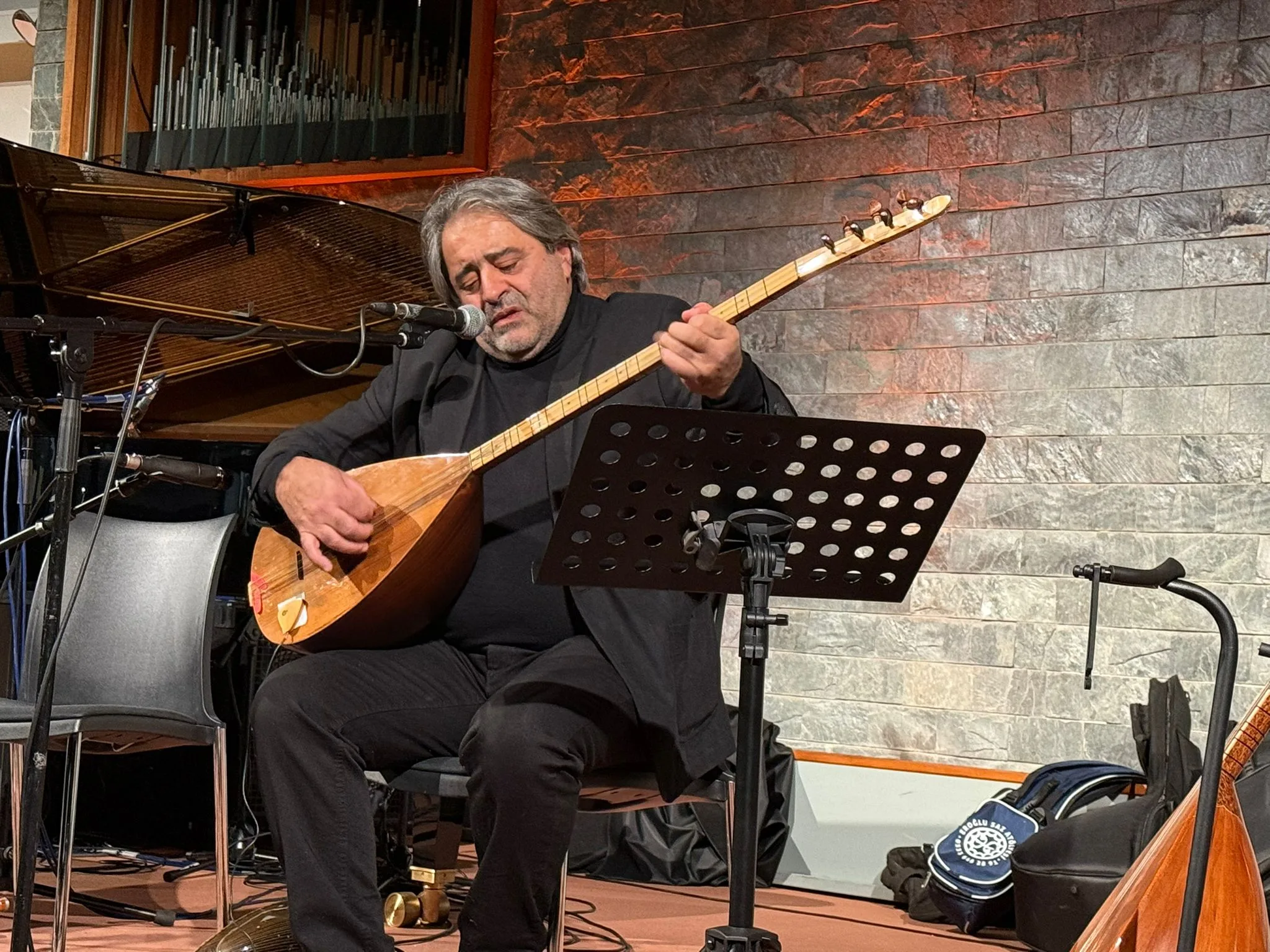 Mustafa Yeşilyurt 45. Sanat Yılını Berlin’de Ezgilerle Kutladı