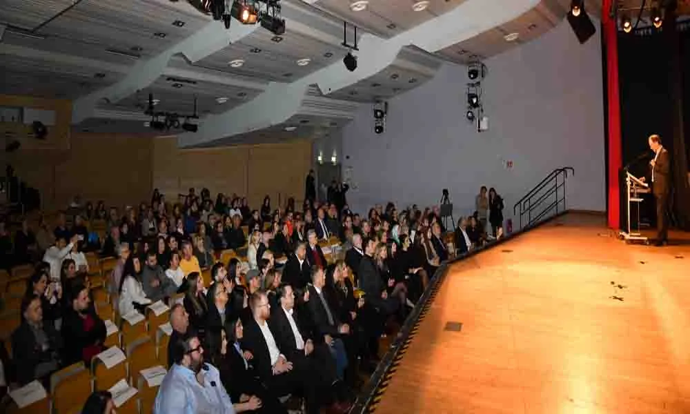“Depremin İzinde: Geri Döneceğiz” Fotoğraf Sergisi Berlin’de Büyük İlgi Gördü
