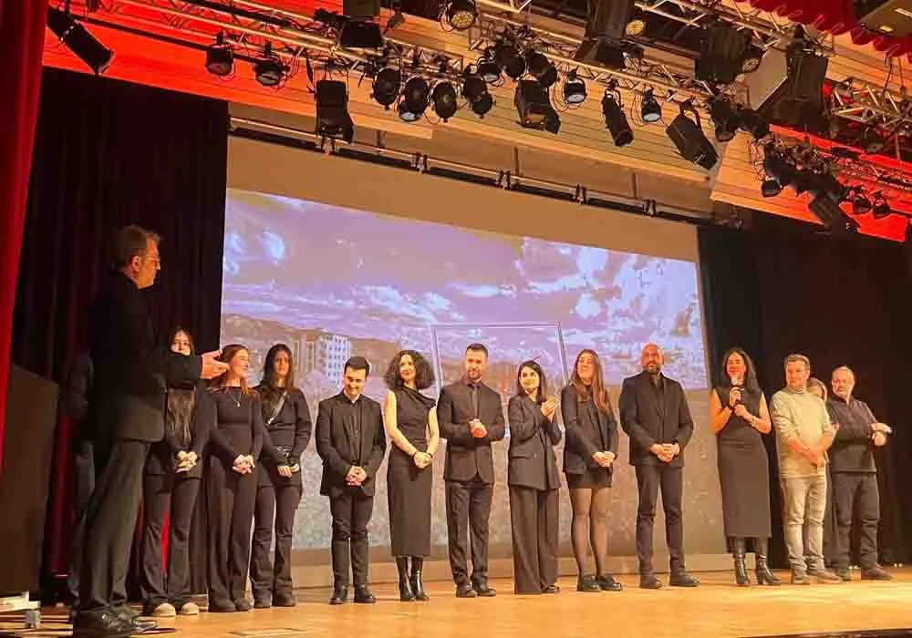 “Depremin İzinde: Geri Döneceğiz” Fotoğraf Sergisi Berlin’de Büyük İlgi Gördü