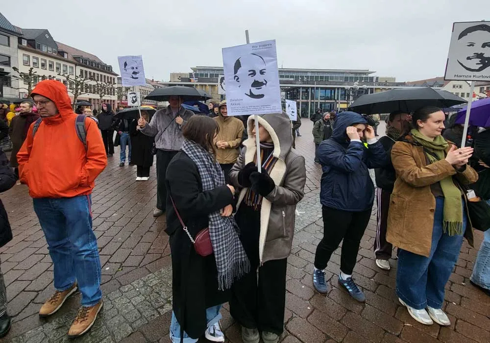 Hanau katliamını anma eylemlerinde direniş çağrısı