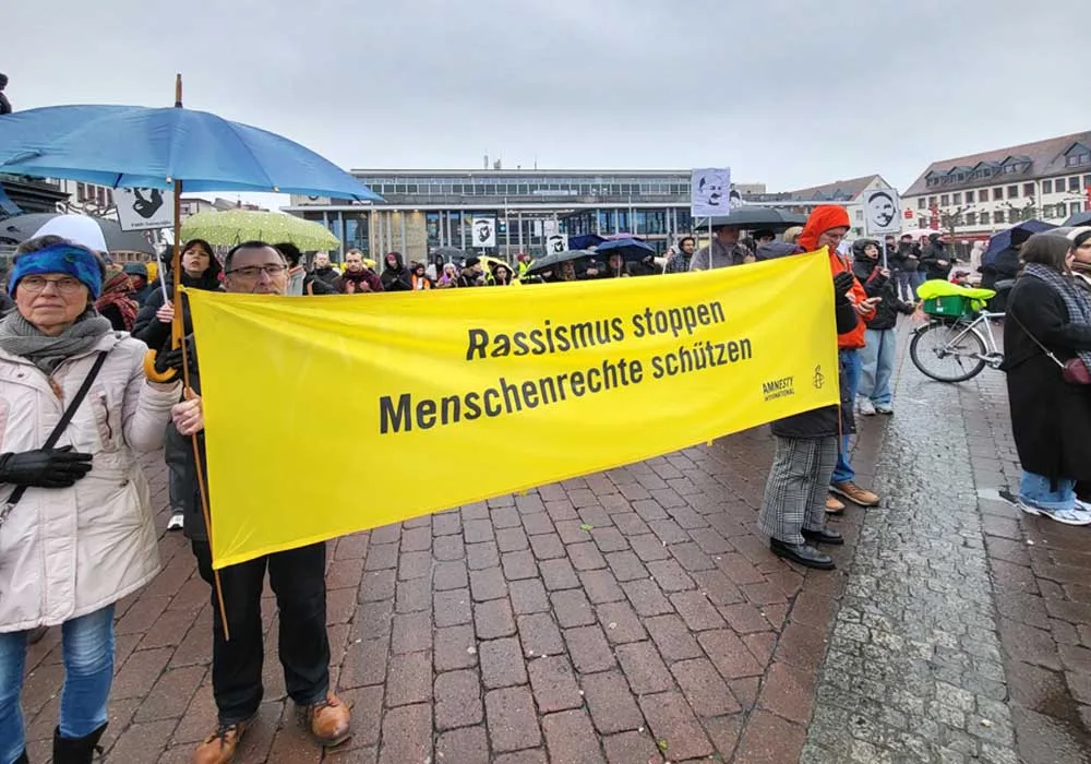 Hanau katliamını anma eylemlerinde direniş çağrısı