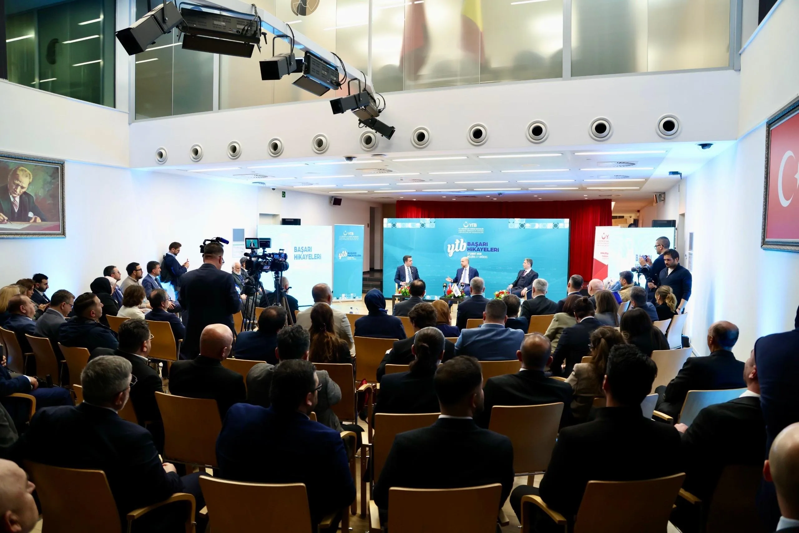 YTB, Başarı Hikayelerini Brüksel'de buluşturdu