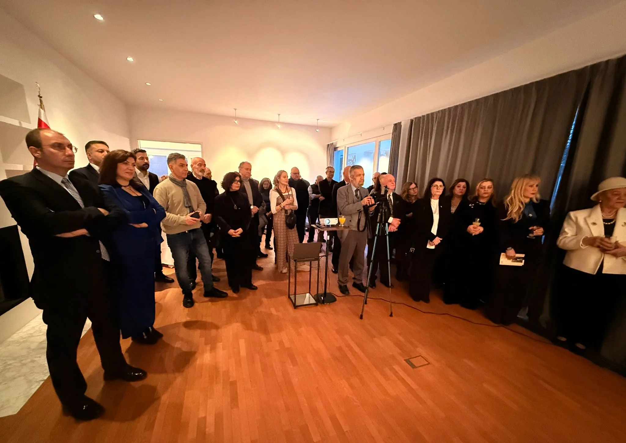 Berlin’de Anlamlı Tanıtım: “Uzay’ın Şairi Osman Türkay” Okurla Buluştu