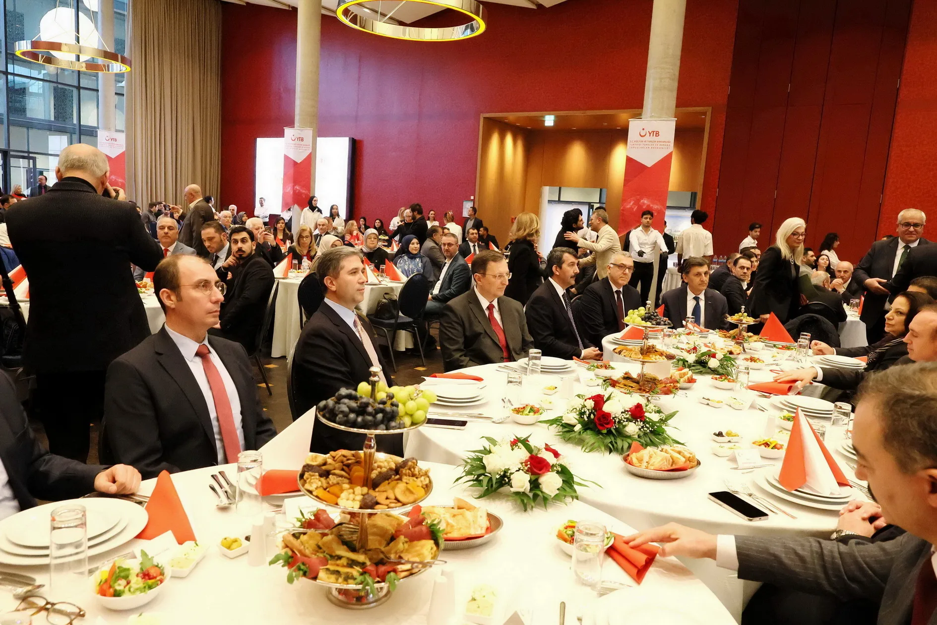 Berlin Büyükelçiliği’nde Kardeşlik İftarı