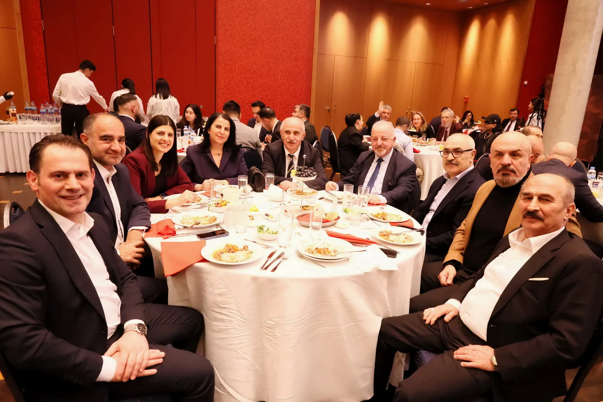 Berlin Büyükelçiliği’nde Kardeşlik İftarı