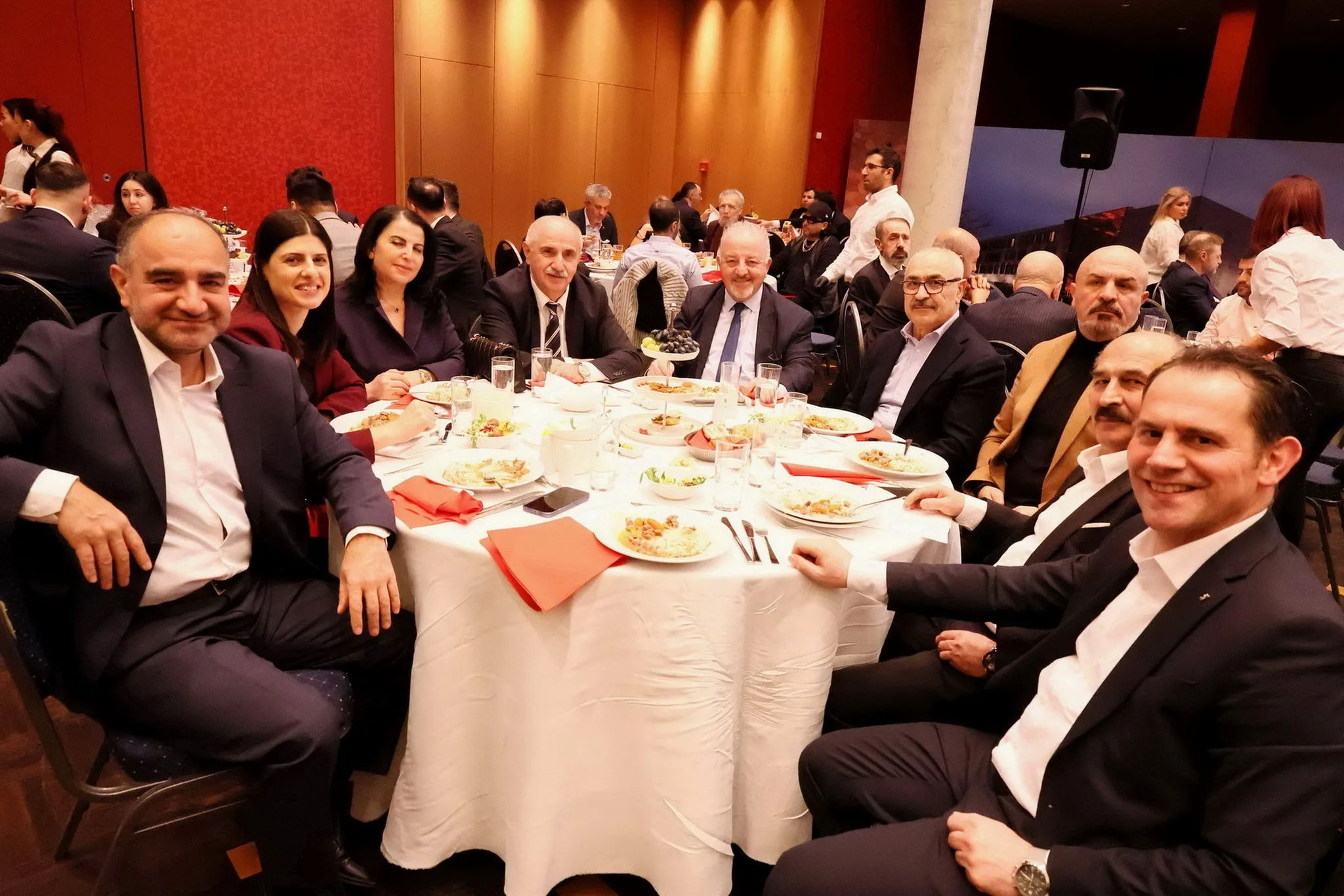 Berlin Büyükelçiliği’nde Kardeşlik İftarı